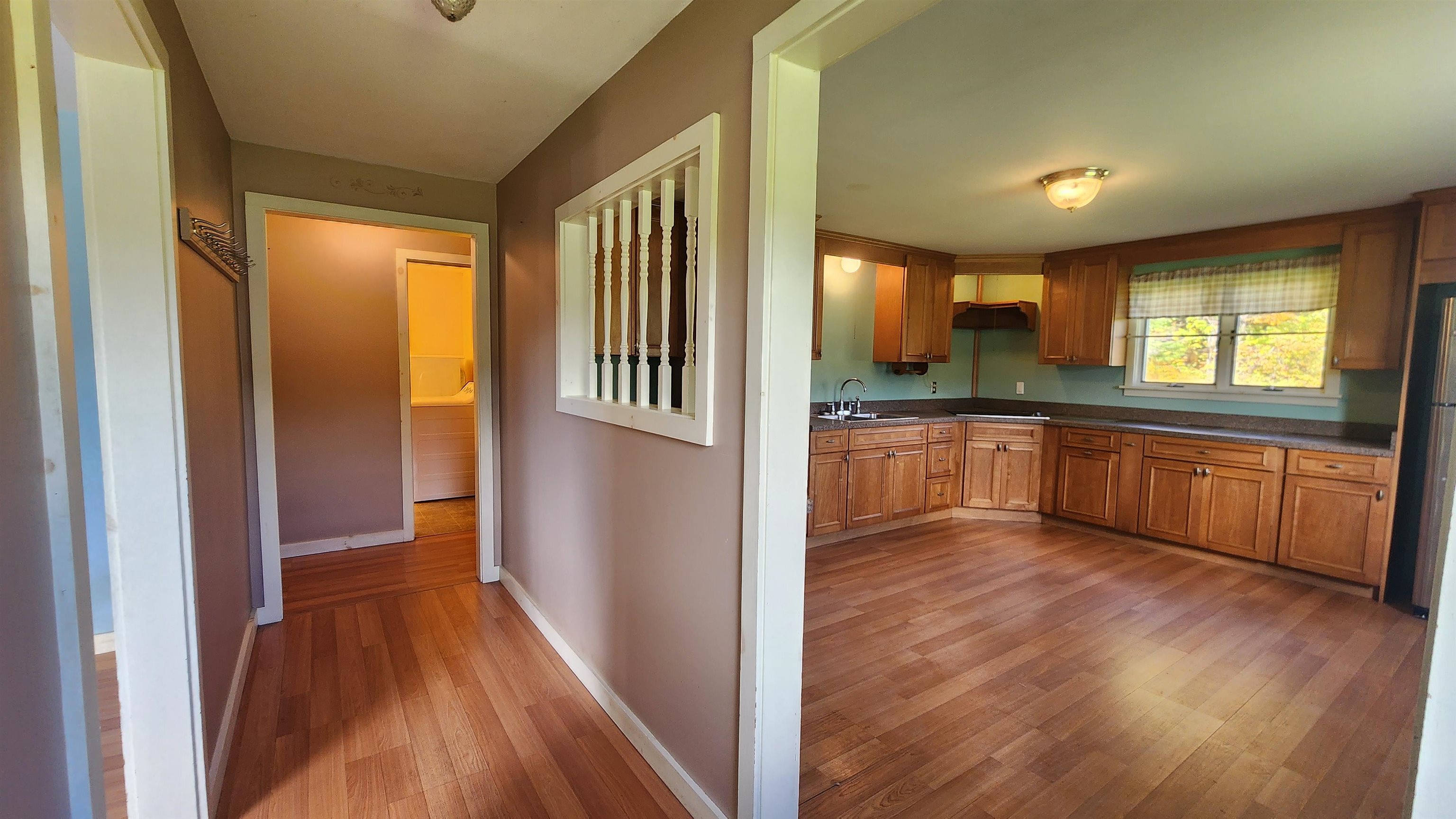 Photo 4 of Single family home for sale at 547 Weston Rd, Chester, VT 05143 | MLS# 5112828 | Listing updated on 2026-10-05