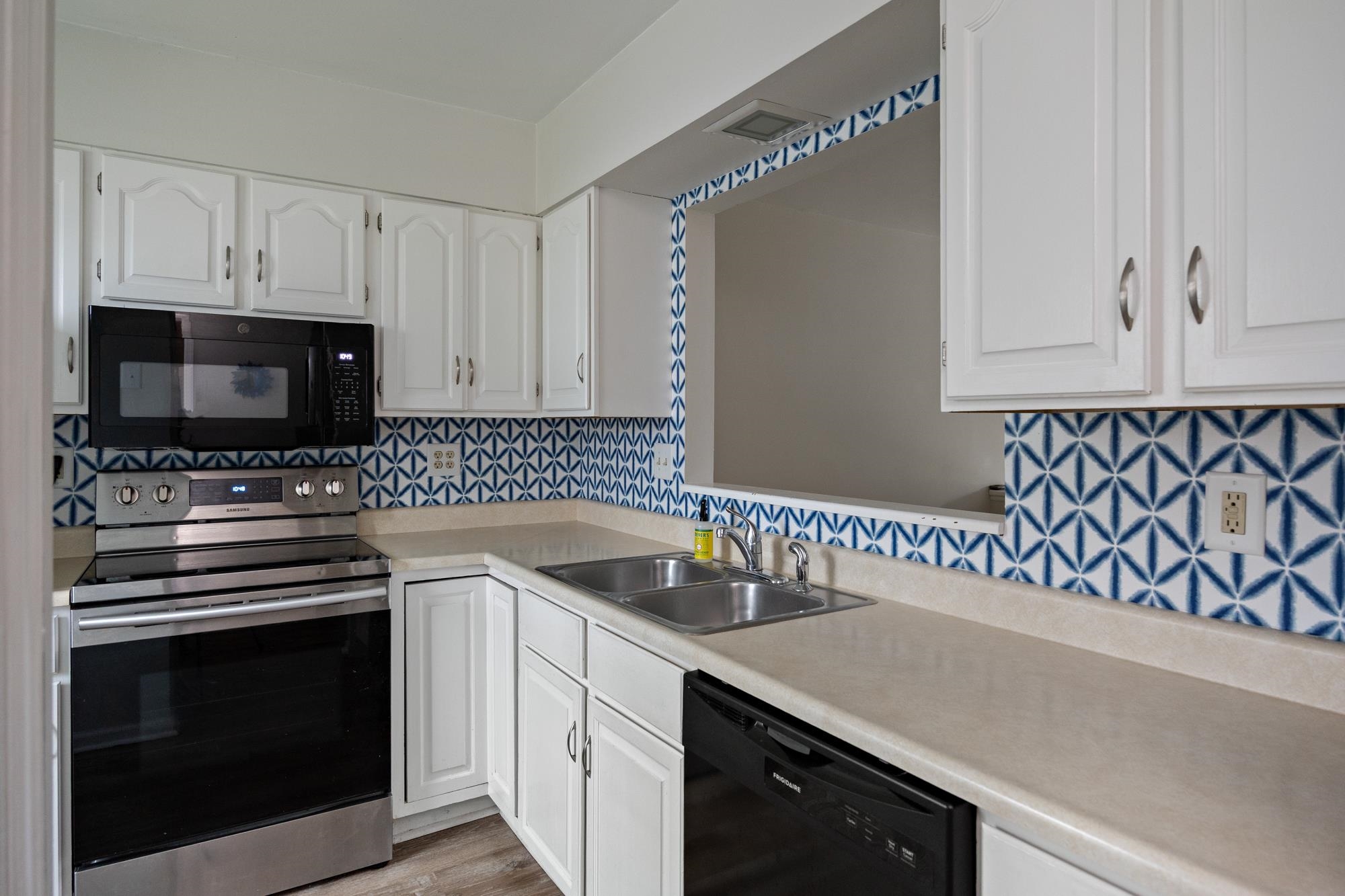 Photo 3 of Townhouse for sale at 267 Eastview Cir, Williston, VT 05495 | MLS# 5112838 | Listing updated on 2026-10-05