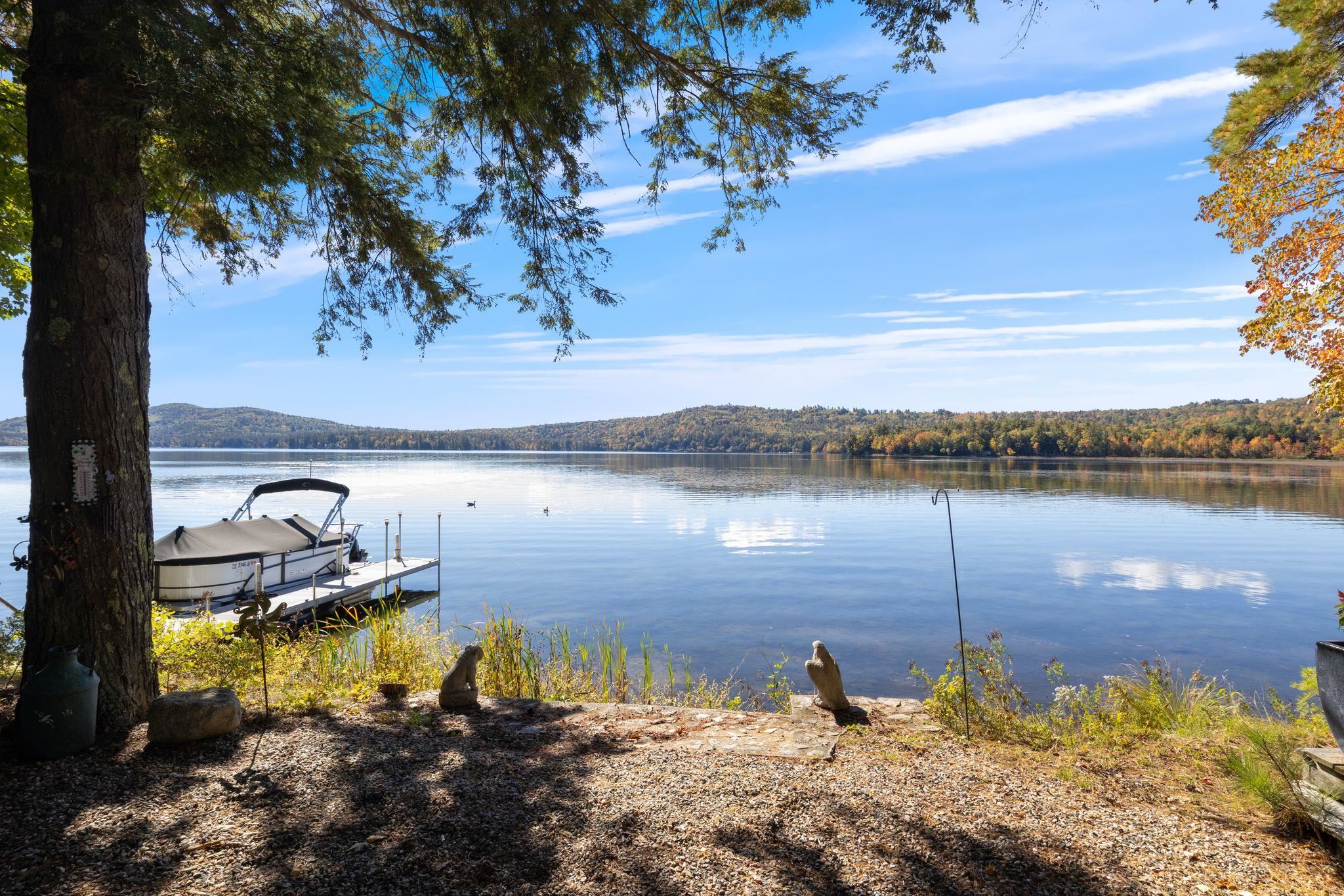 Photo 3 of Single family home for sale at 25 Lake Shore Dr, Effingham, NH 03882 | MLS# 5112841 | Listing updated on 2026-10-05
