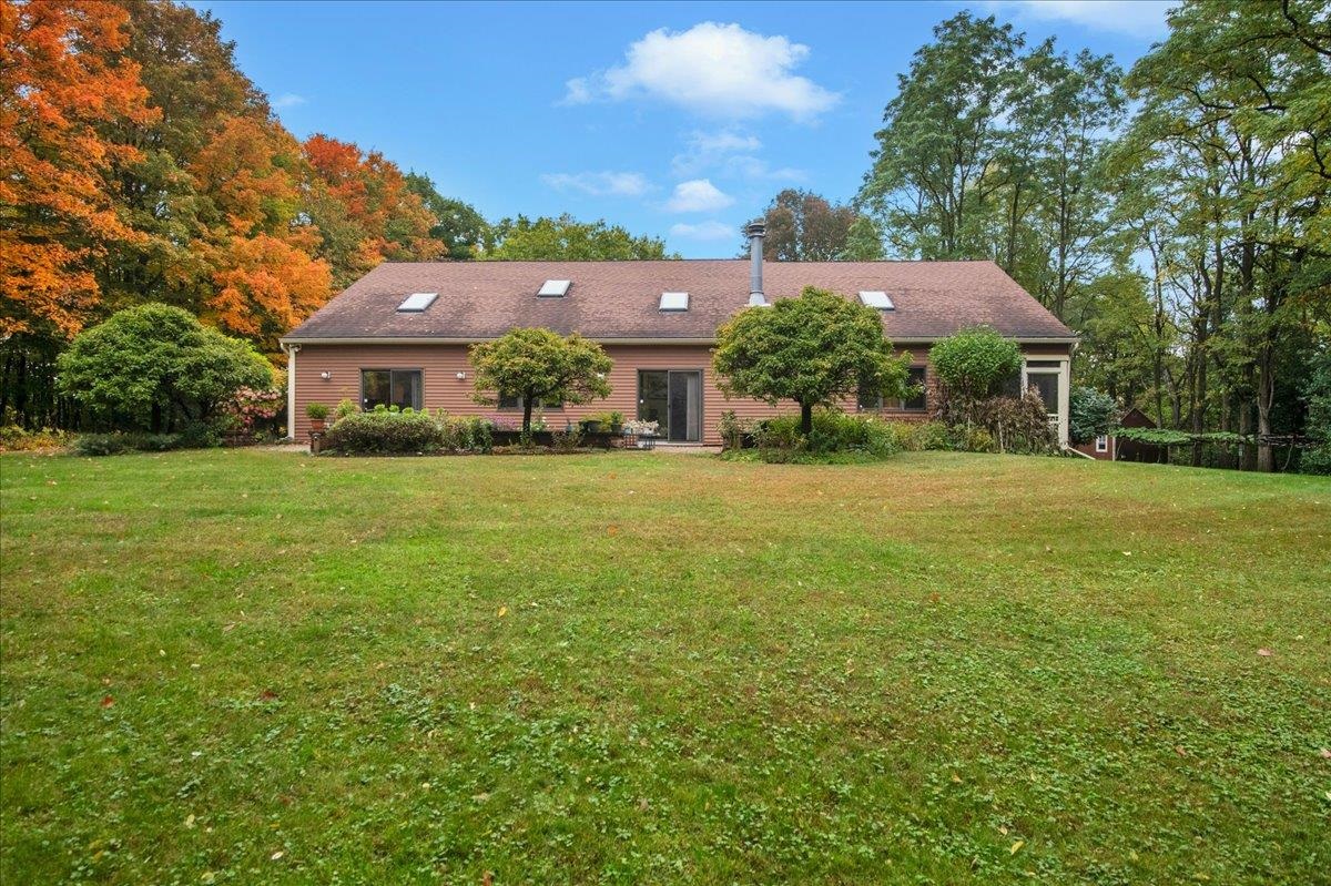 Photo 1 of Single family home for sale at 63 Phillip Ln, Shelburne, VT 05482 | MLS# 5112866 | Listing updated on 2026-10-05