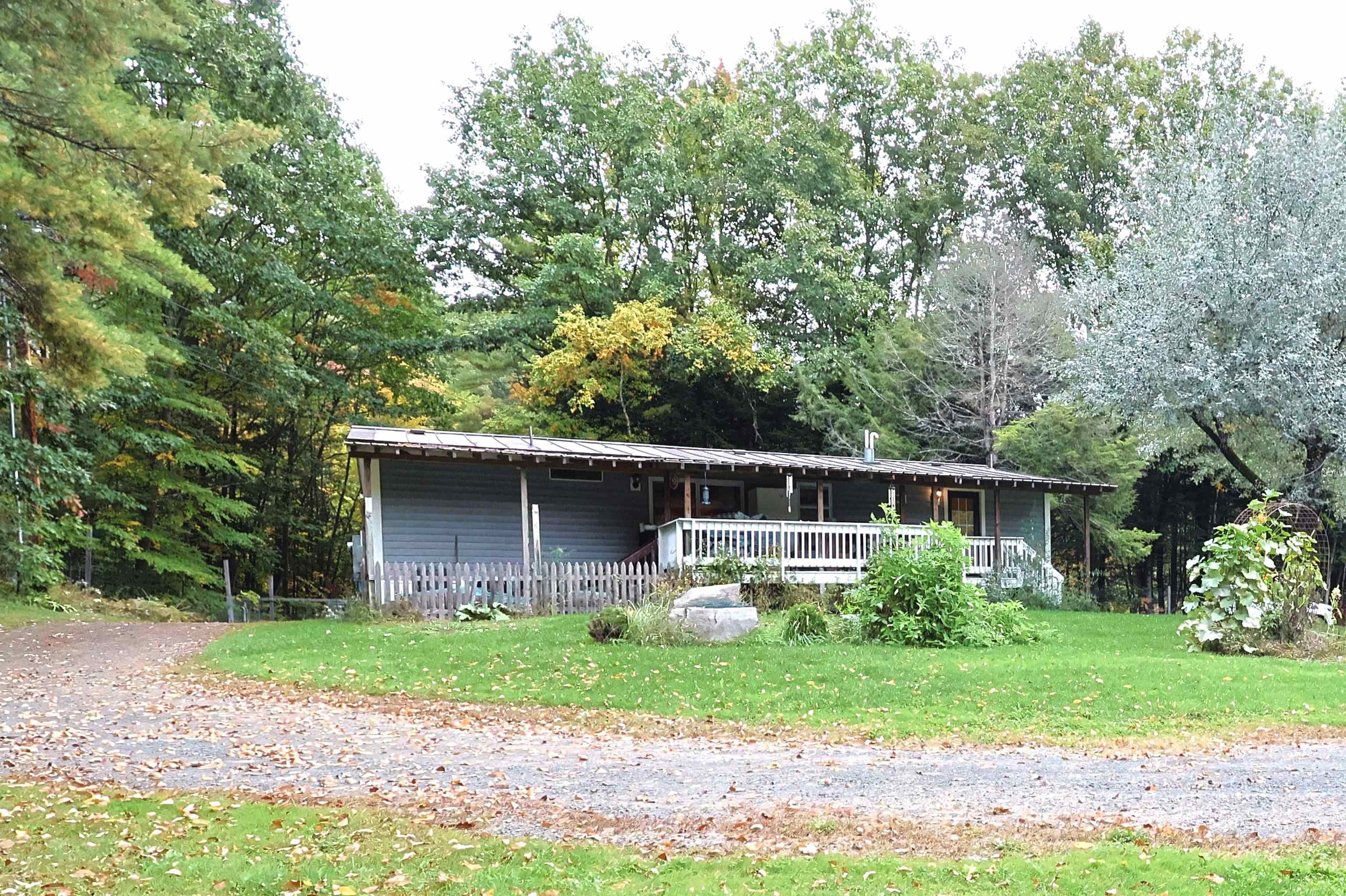 Photo 2 of Single family home for sale at 87 Depot Rd, Hartland, VT 05048 | MLS# 5112868 | Listing updated on 2026-10-05