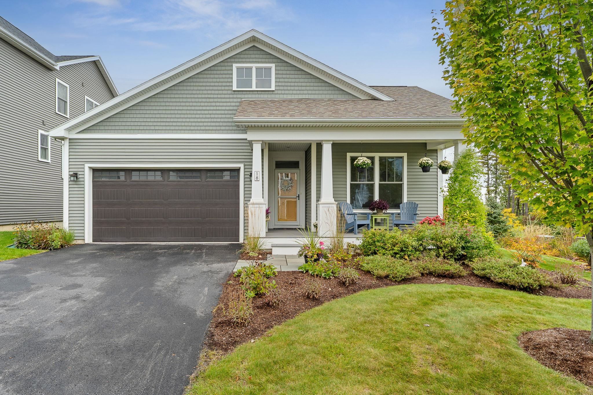 Photo 2 of Single family home for sale at 18 Split Rock Ct, South Burlington, VT 05403 | MLS# 5112903 | Listing updated on 2026-10-06