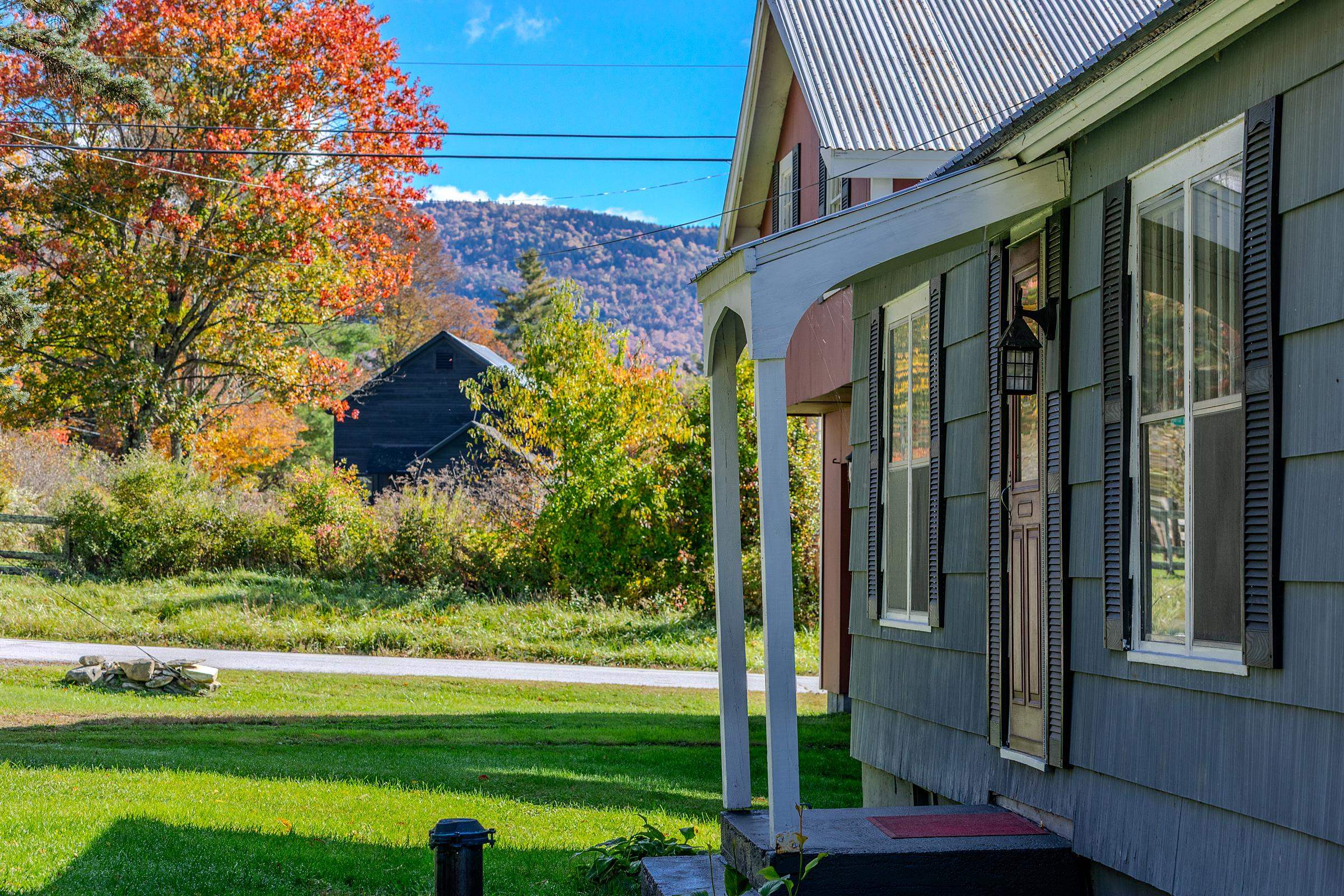 Photo 2 of Single family home for sale at 8 Winhall Sta Rd, Londonderry, VT 05155 | MLS# 5112923 | Listing updated on 2026-10-05
