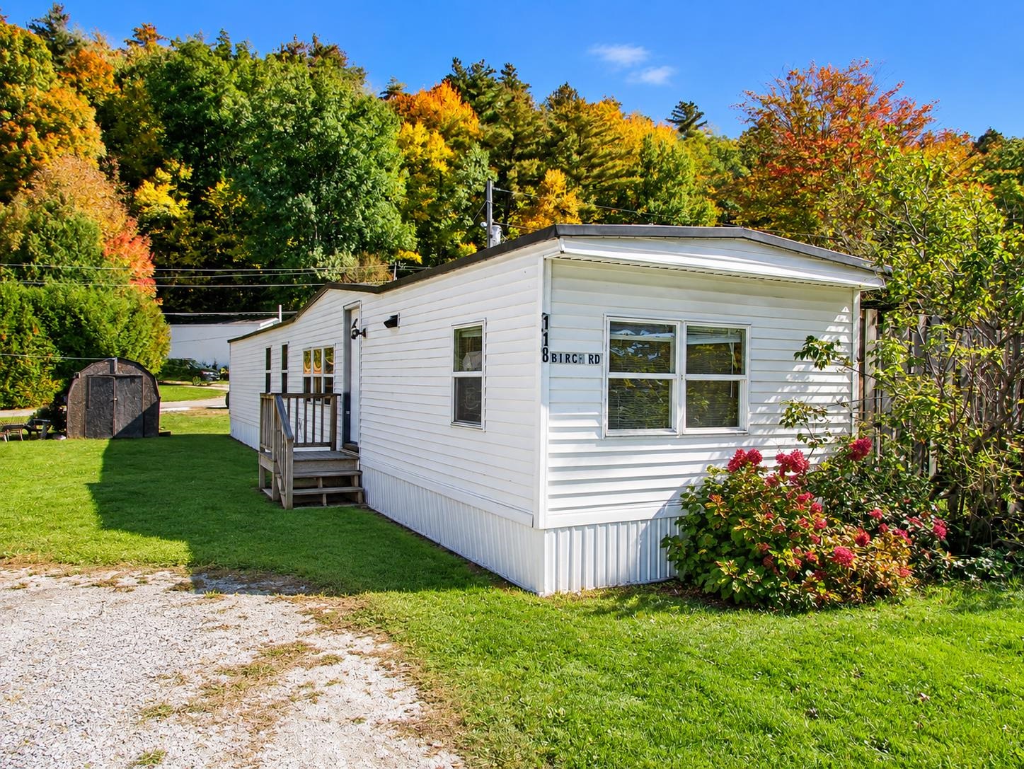 Photo 4 of Manufactured home for sale at 118 Birch Rd, St George, VT 05495 | MLS# 5112941 | Listing updated on 2026-10-05
