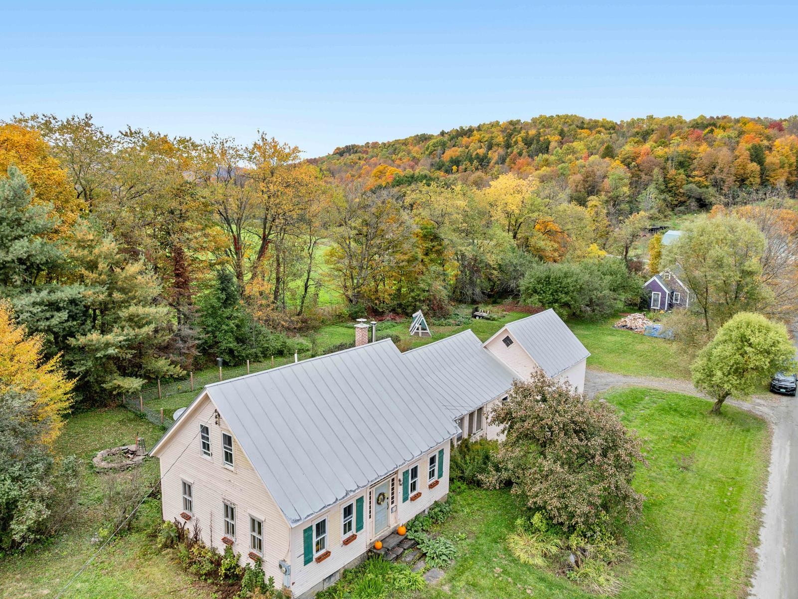 Photo 3 of Single family home for sale at 71 Eagle Peak Rd, Randolph, VT 05060 | MLS# 5112947 | Listing updated on 2026-10-06