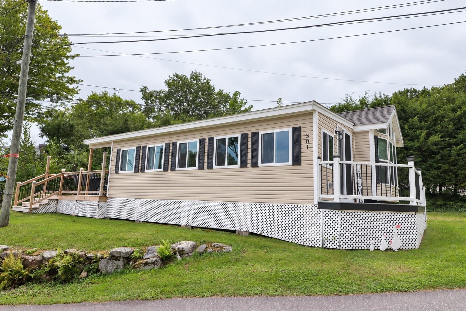 728 Scenic Road, Laconia, NH photo 2