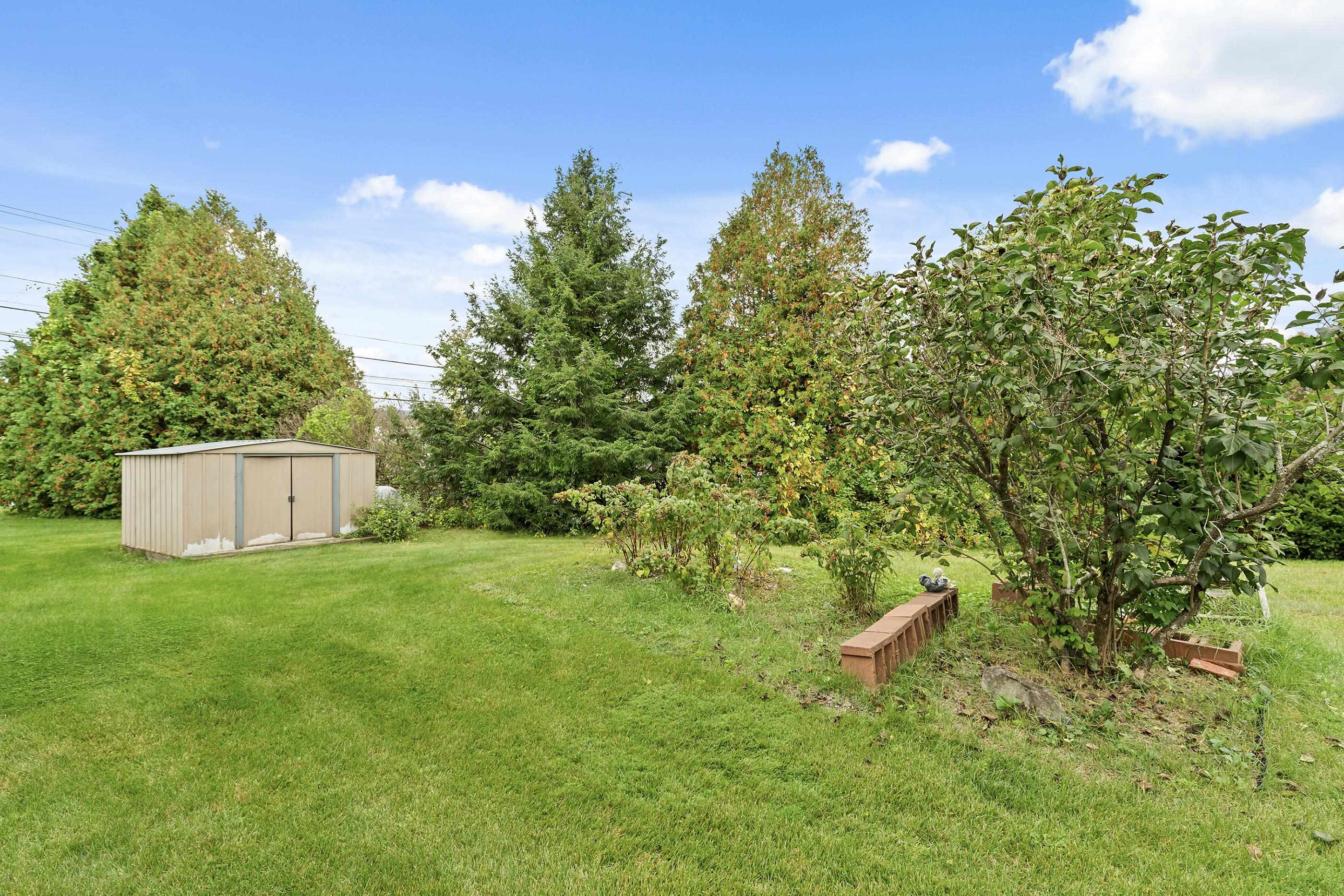 Photo 3 of Multi family home for sale at 22 Hickory Ridge, White River Junction, VT 05001 | MLS# 5113026 | Listing updated on 2026-10-06