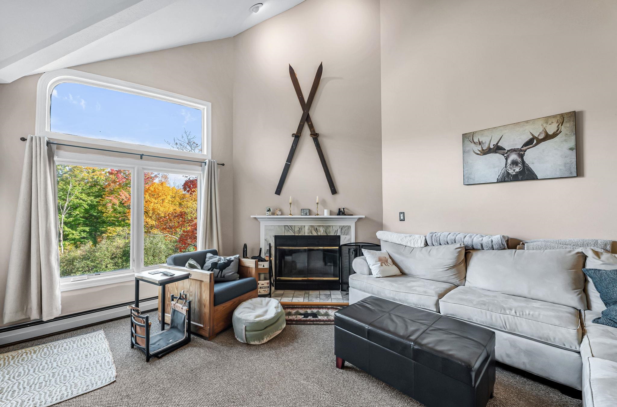 Photo 2 of Condo for sale at 14f Deer Crk, West Dover, VT 05356 | MLS# 5113048 | Listing updated on 2026-10-06