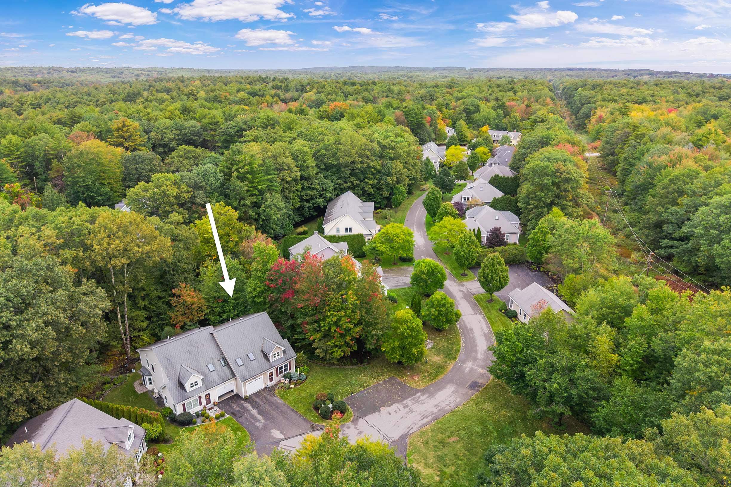 Photo 2 of Single family home for sale at 17 Orin Ln, York, ME 03909 | MLS# 5113084 | Listing updated on 2026-10-06