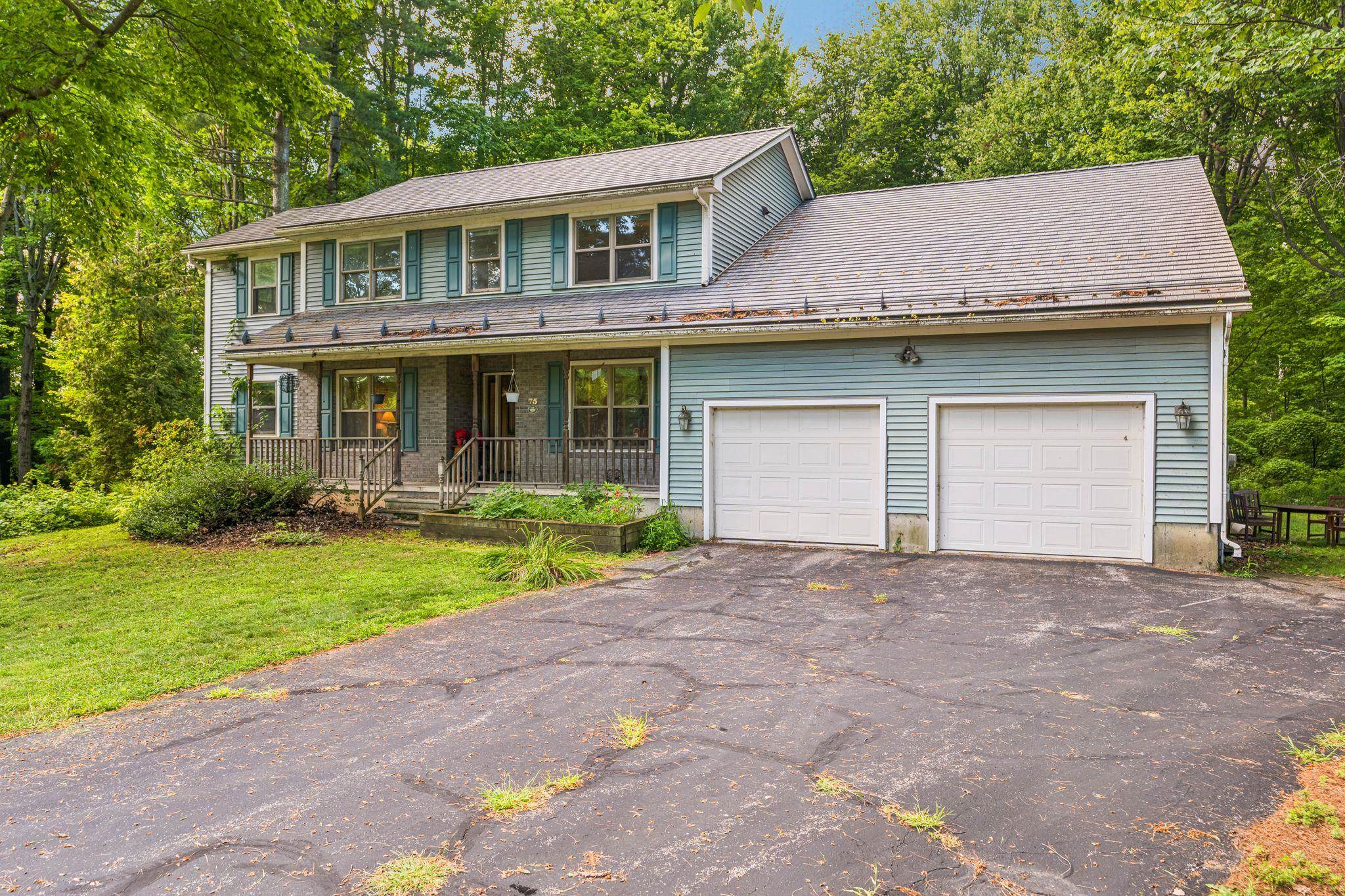 Photo 3 of Single family home for sale at 75 Nottingham Ln, Burlington, VT 05408 | MLS# 5113117 | Listing updated on 2026-10-07