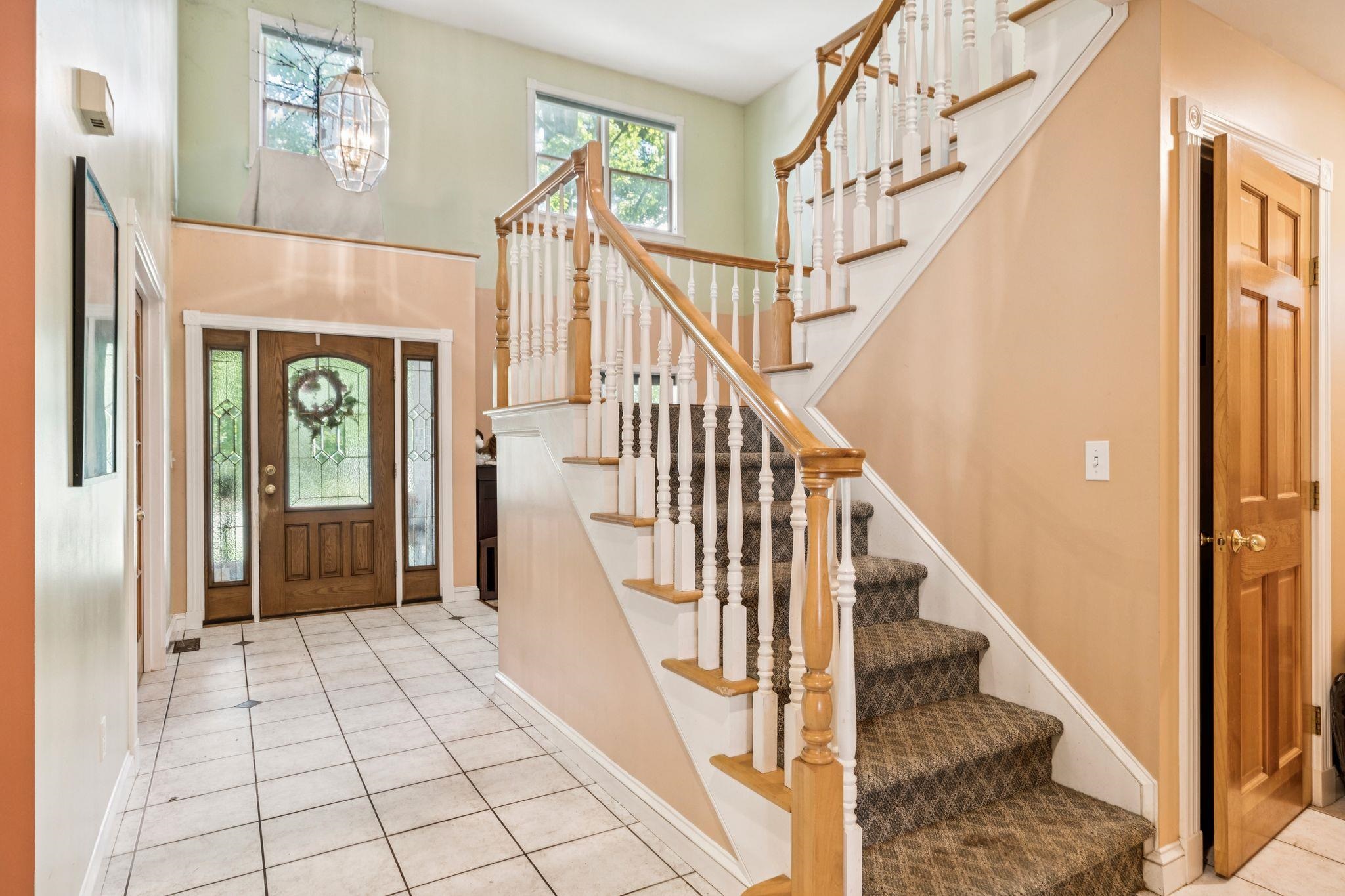 Photo 4 of Single family home for sale at 75 Nottingham Ln, Burlington, VT 05408 | MLS# 5113117 | Listing updated on 2026-10-07