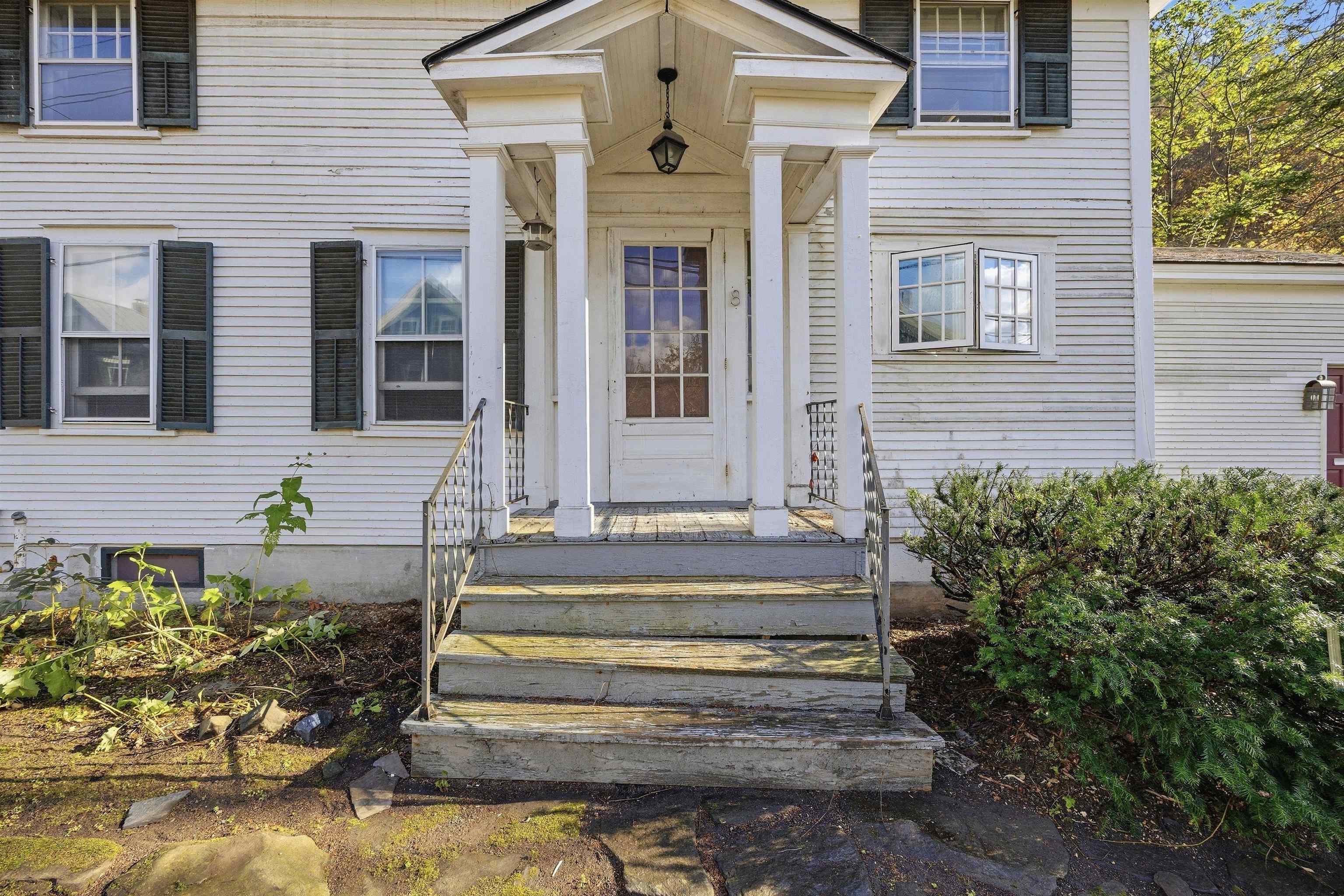 Photo 2 of Single family home for sale at 8 Golf Ave, Woodstock, VT 05091 | MLS# 5113119 | Listing updated on 2026-10-07