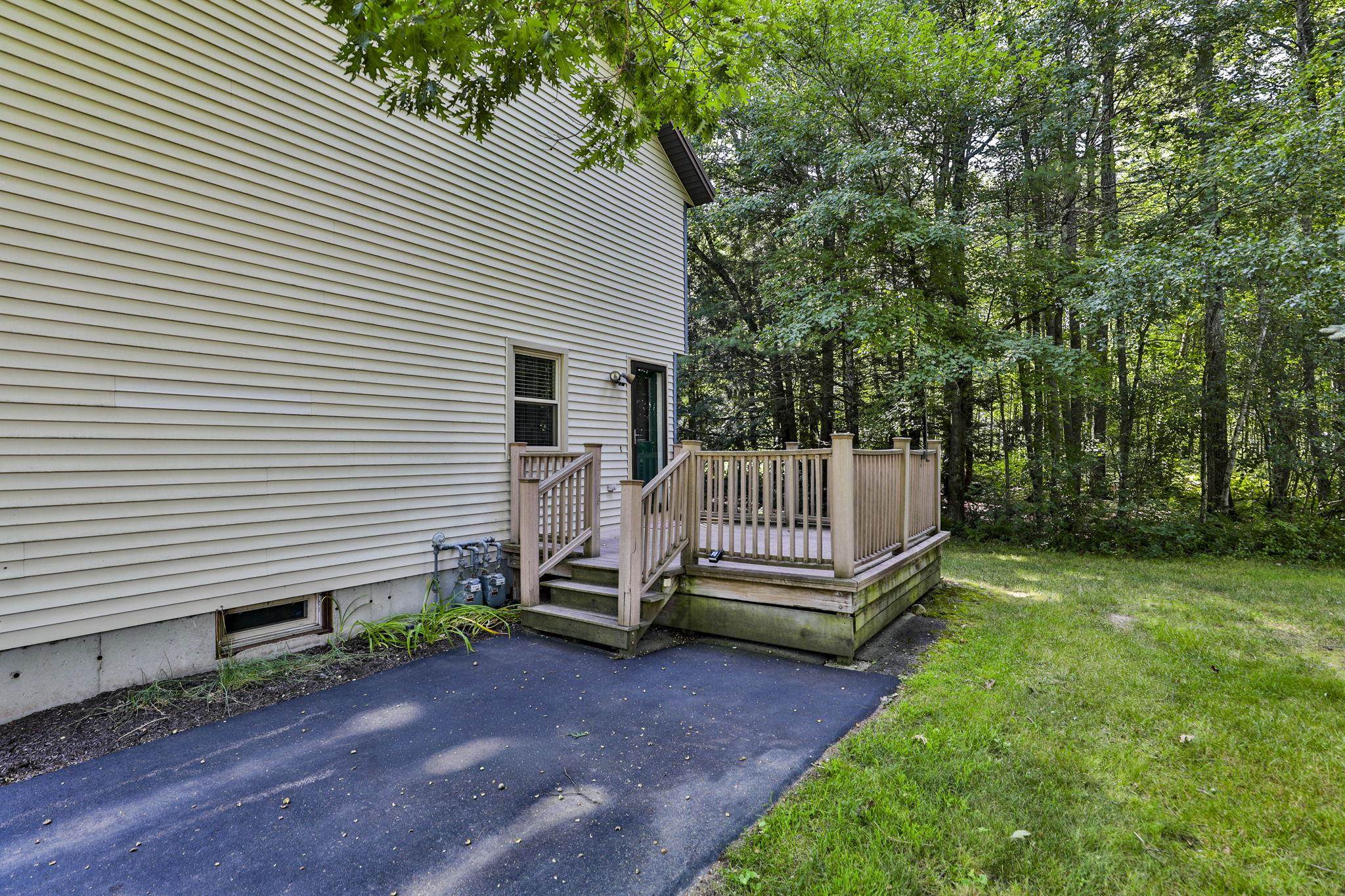 Photo 4 of Condo for sale at 3 Metalak Dr #3, Concord, NH 03303 | MLS# 5113125 | Listing updated on 2026-10-08