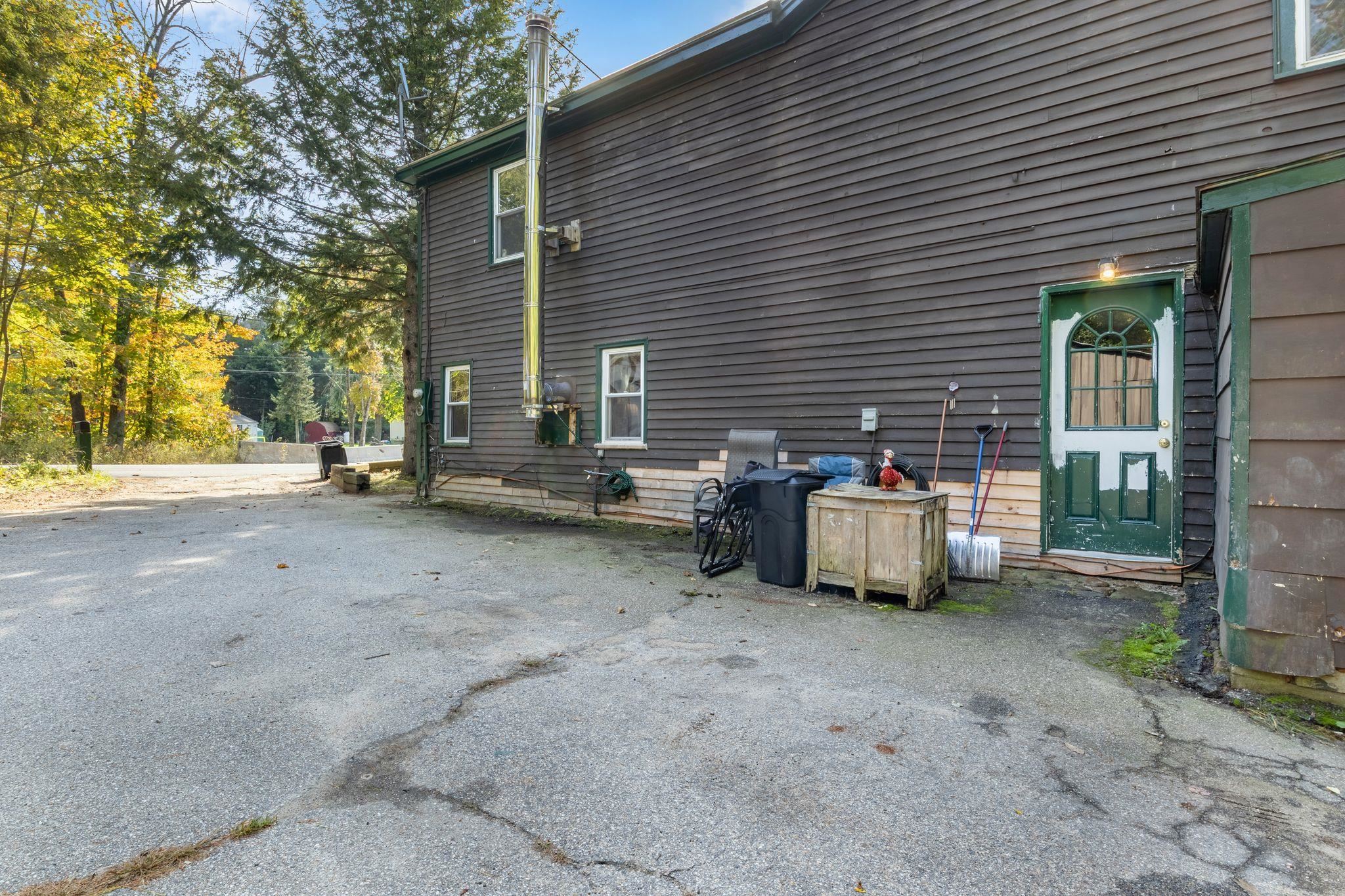 Photo 3 of Single family home for sale at 22 Dick Dame Ln, Farmington, NH 03835 | MLS# 5113174 | Listing updated on 2026-10-07