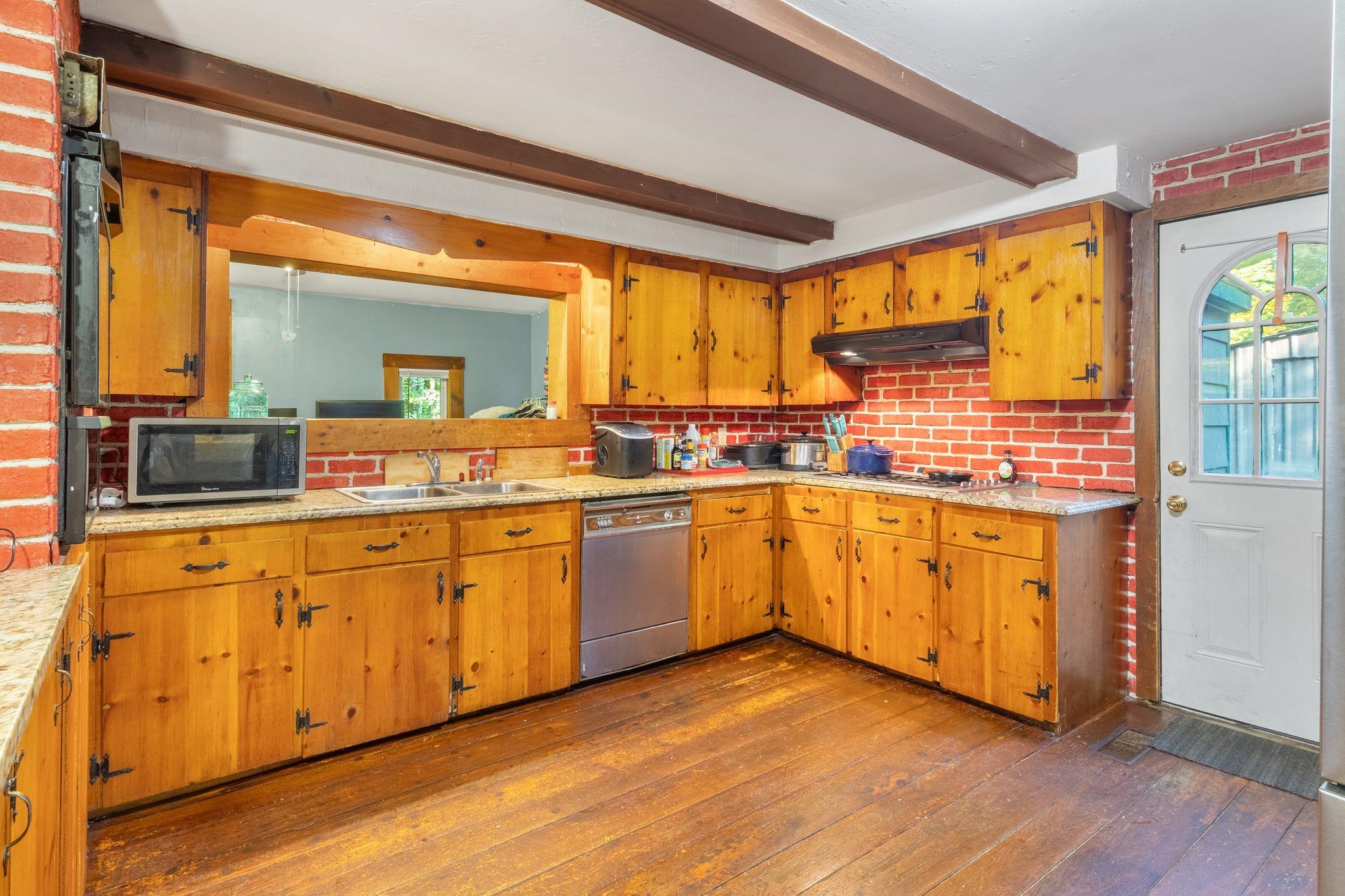 Photo 4 of Single family home for sale at 22 Dick Dame Ln, Farmington, NH 03835 | MLS# 5113174 | Listing updated on 2026-10-07