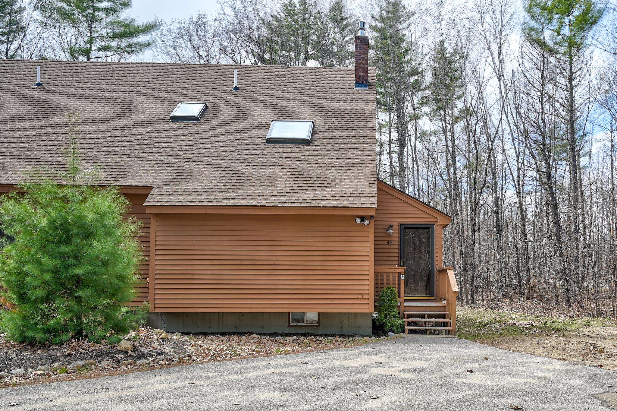 Photo 3 of Townhouse for sale at 43 Fox Run Rd, Bartlett, NH 03812 | MLS# 5113185 | Listing updated on 2026-10-07