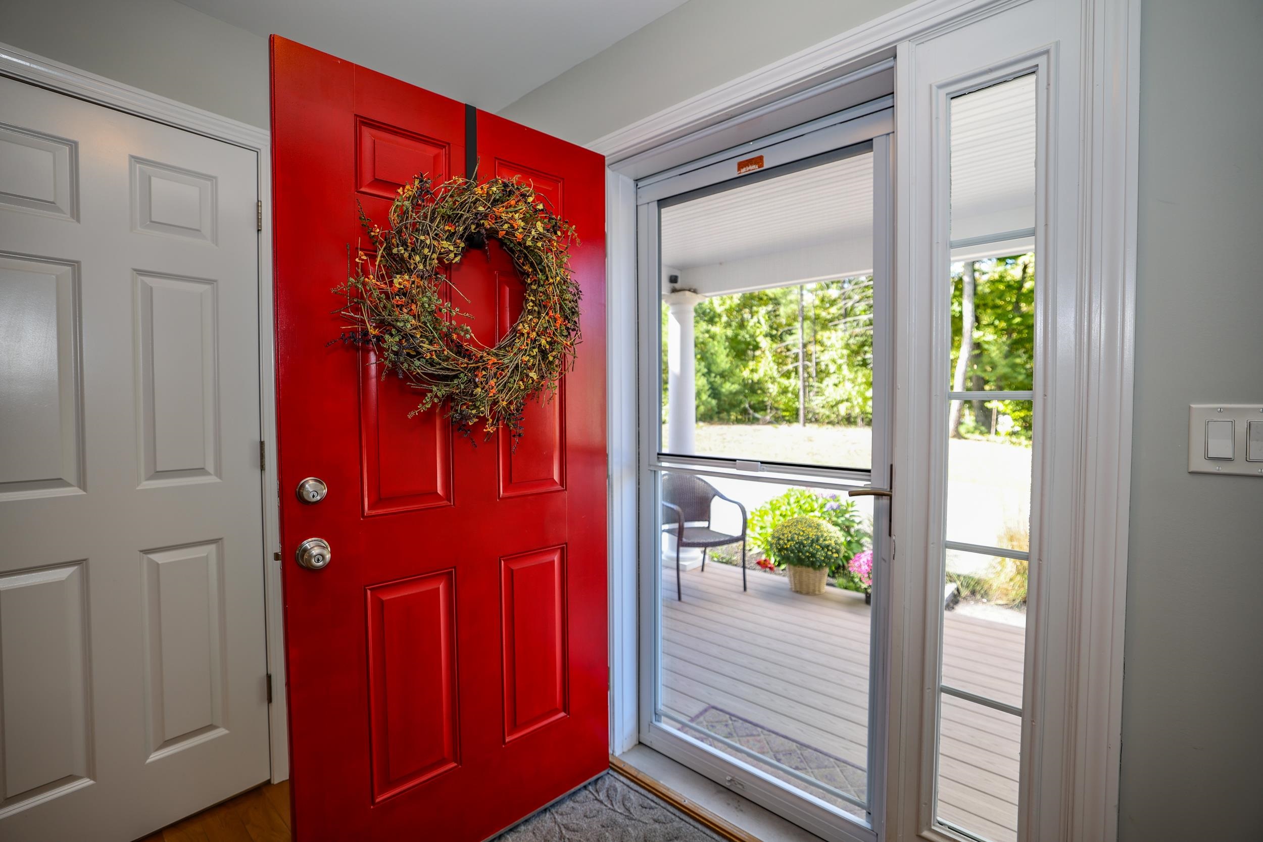 Photo 4 of Single family home for sale at 173 Knollwood Way, Manchester, NH 03102 | MLS# 5113192 | Listing updated on 2026-10-07
