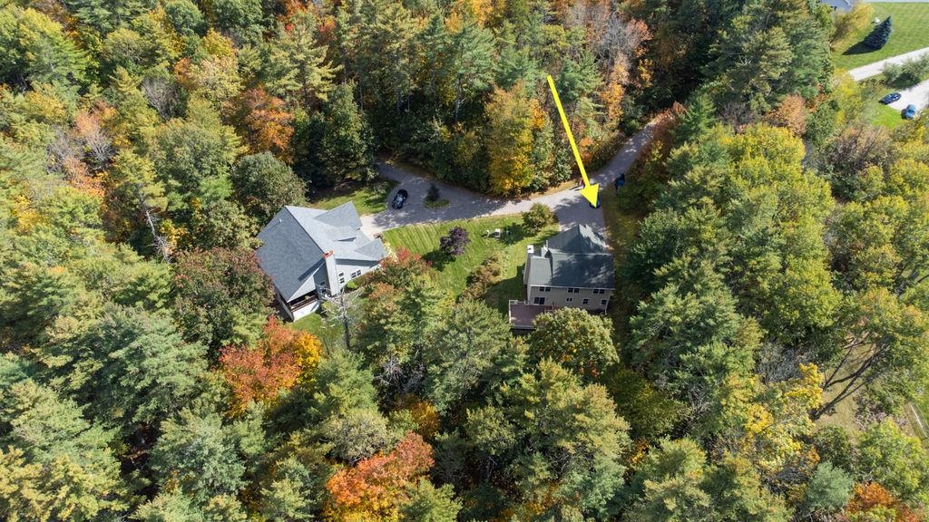Photo 2 of Single family home for sale at 4 Winding Brk Dr, Dover, NH 03820 | MLS# 5113212 | Listing updated on 2026-10-07