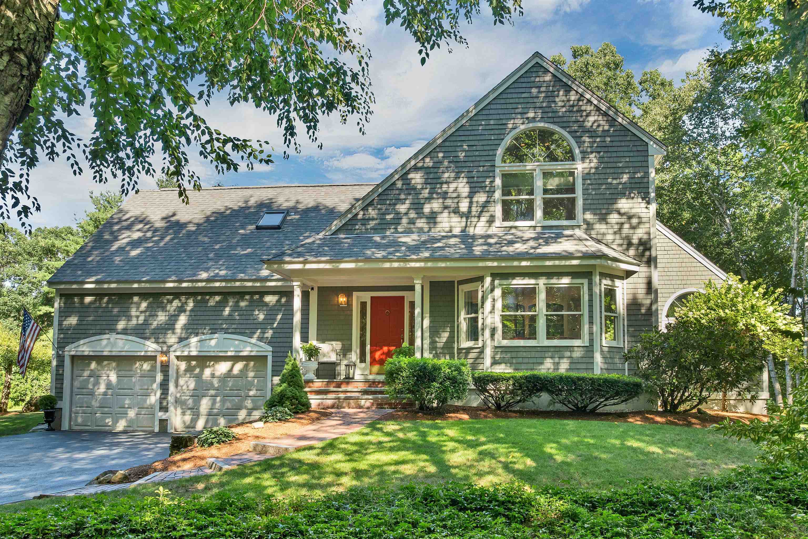Photo 3 of Single family home for sale at 4 Captains Way, Exeter, NH 03833 | MLS# 5113312 | Listing updated on 2026-10-08