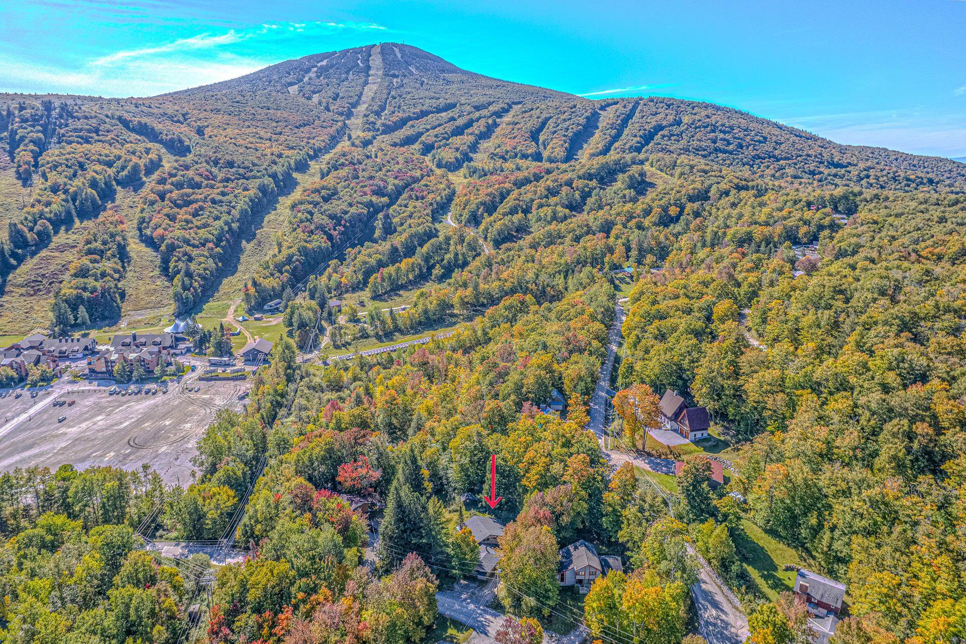 Photo 2 of Single family home for sale at 219 Alpine Dr, Killington, VT 05751 | MLS# 5113327 | Listing updated on 2026-10-08