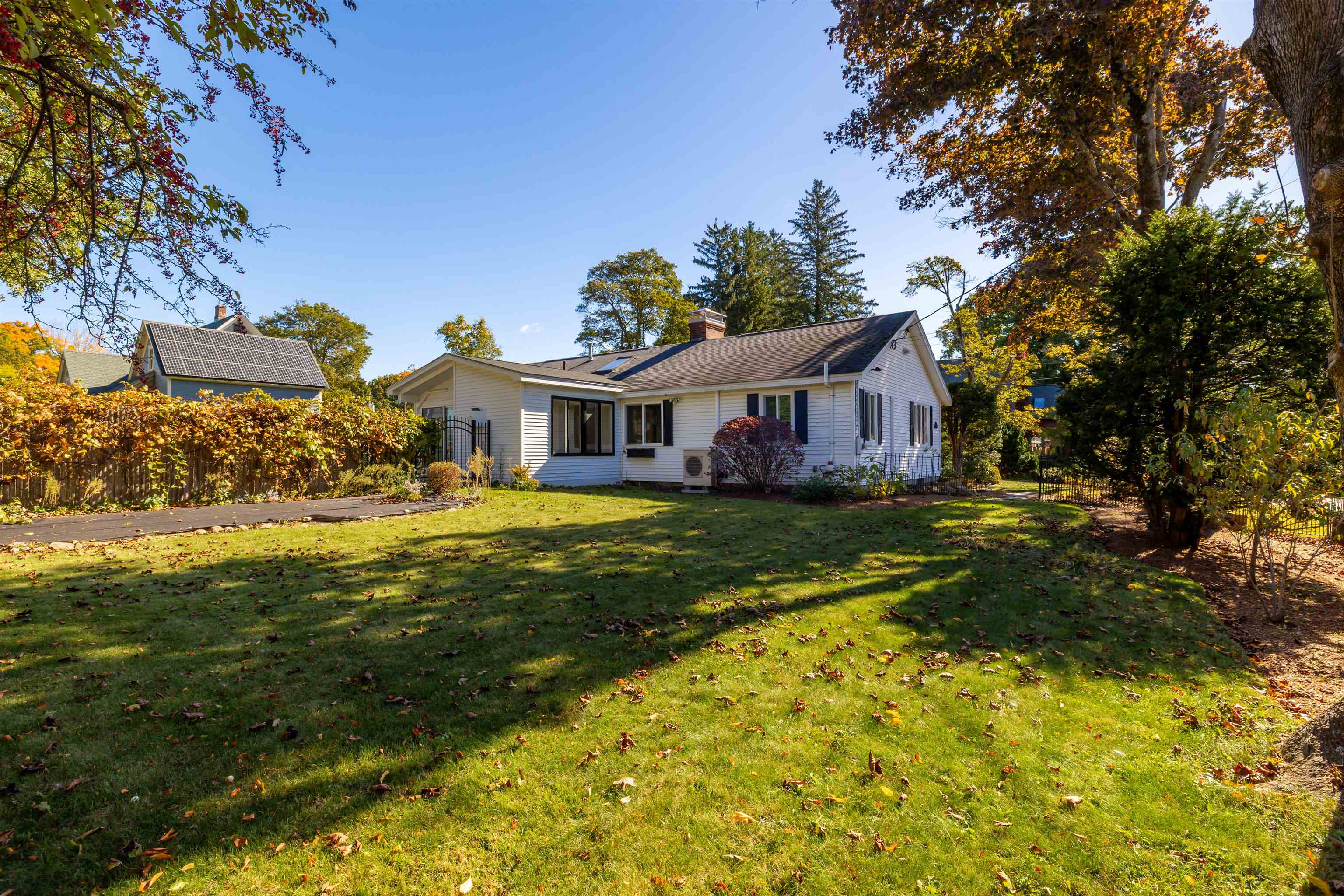 Photo 1 of Single family home for sale at 22 Ridge Rd, Concord, NH 03301 | MLS# 5113364 | Listing updated on 2026-10-08