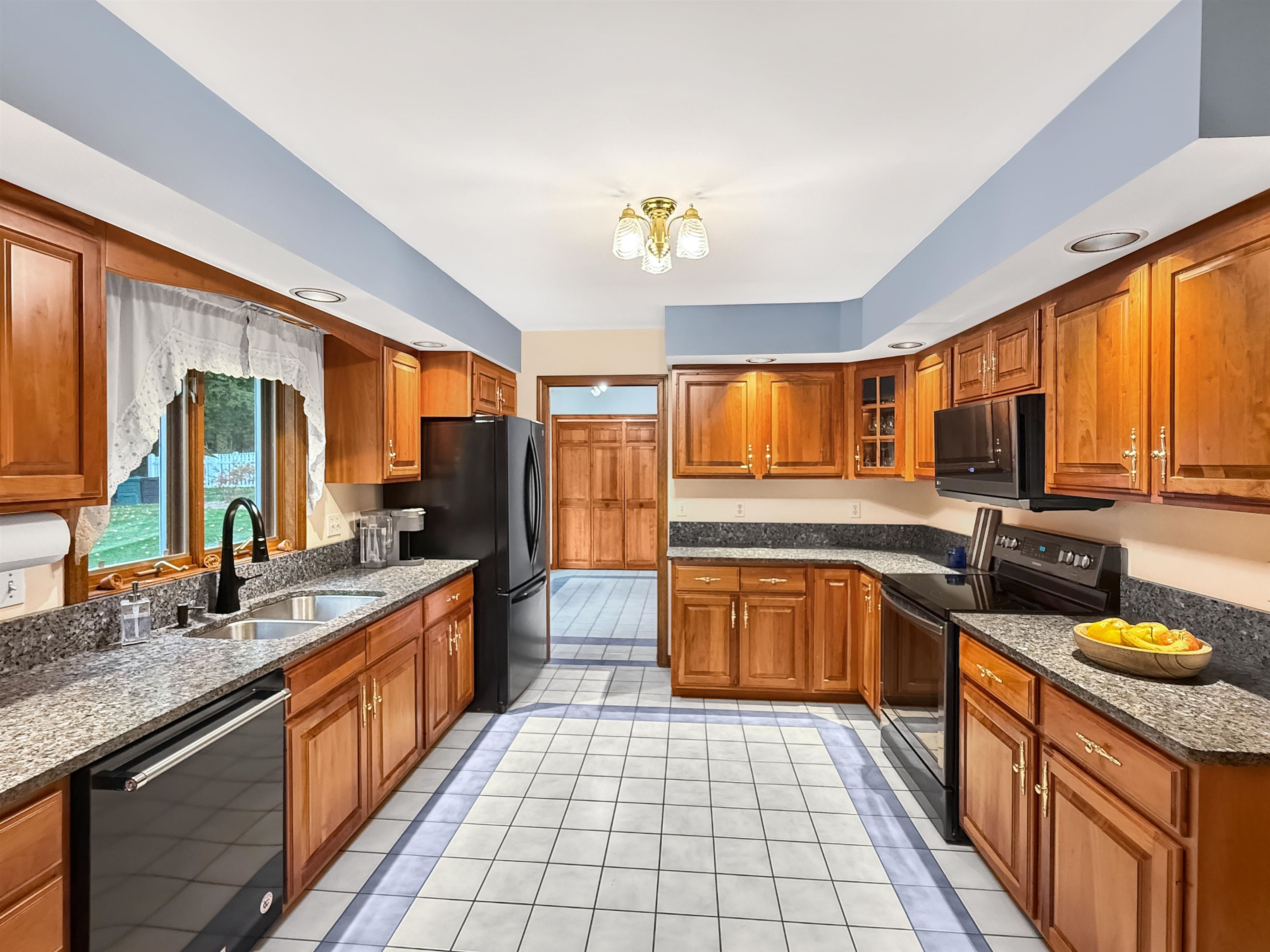 Photo 3 of Single family home for sale at 46 Cobble Hl Meadows, Barre, VT 05641 | MLS# 5113399 | Listing updated on 2026-10-08
