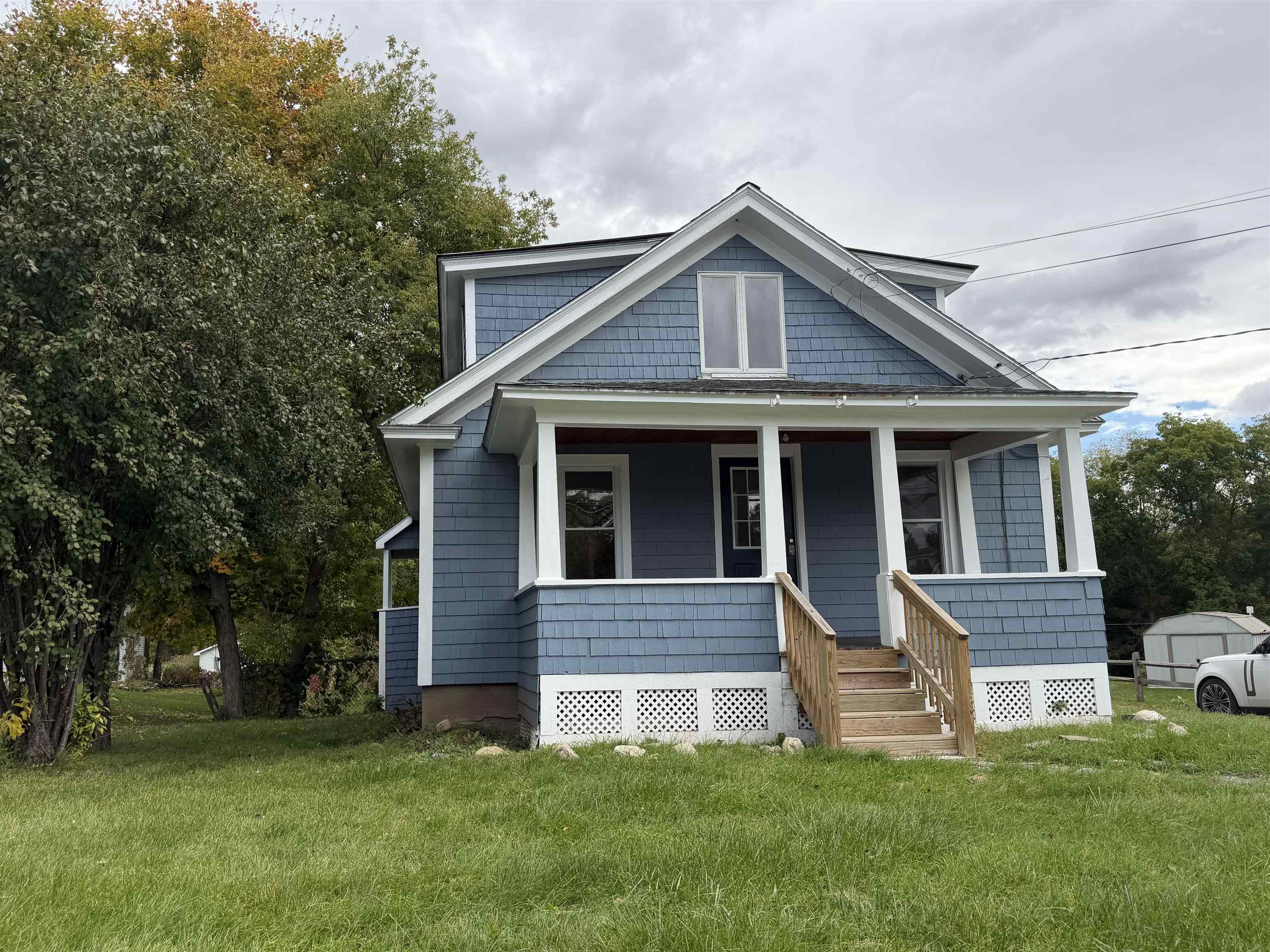 Photo 2 of Single family home for sale at 186 Lincoln Ave, Rutland, VT 05701 | MLS# 5113536 | Listing updated on 2026-10-08