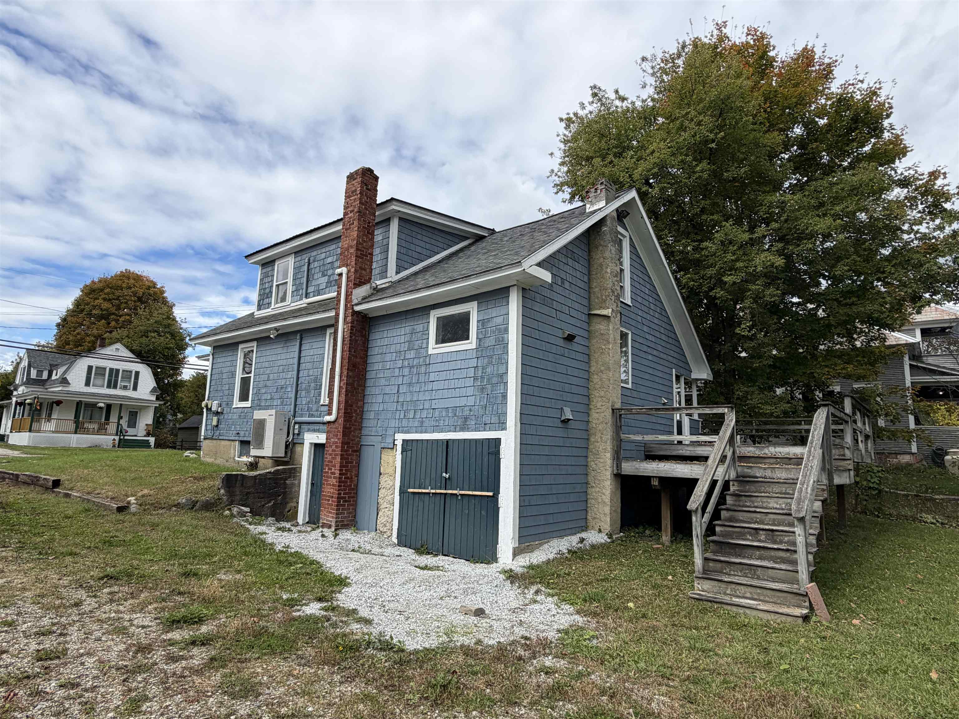 Photo 3 of Single family home for sale at 186 Lincoln Ave, Rutland, VT 05701 | MLS# 5113536 | Listing updated on 2026-10-08