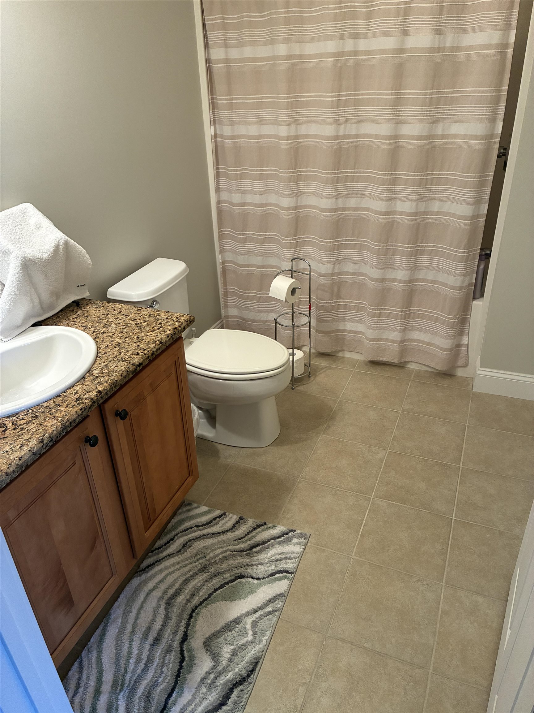 Photo 11 of 25