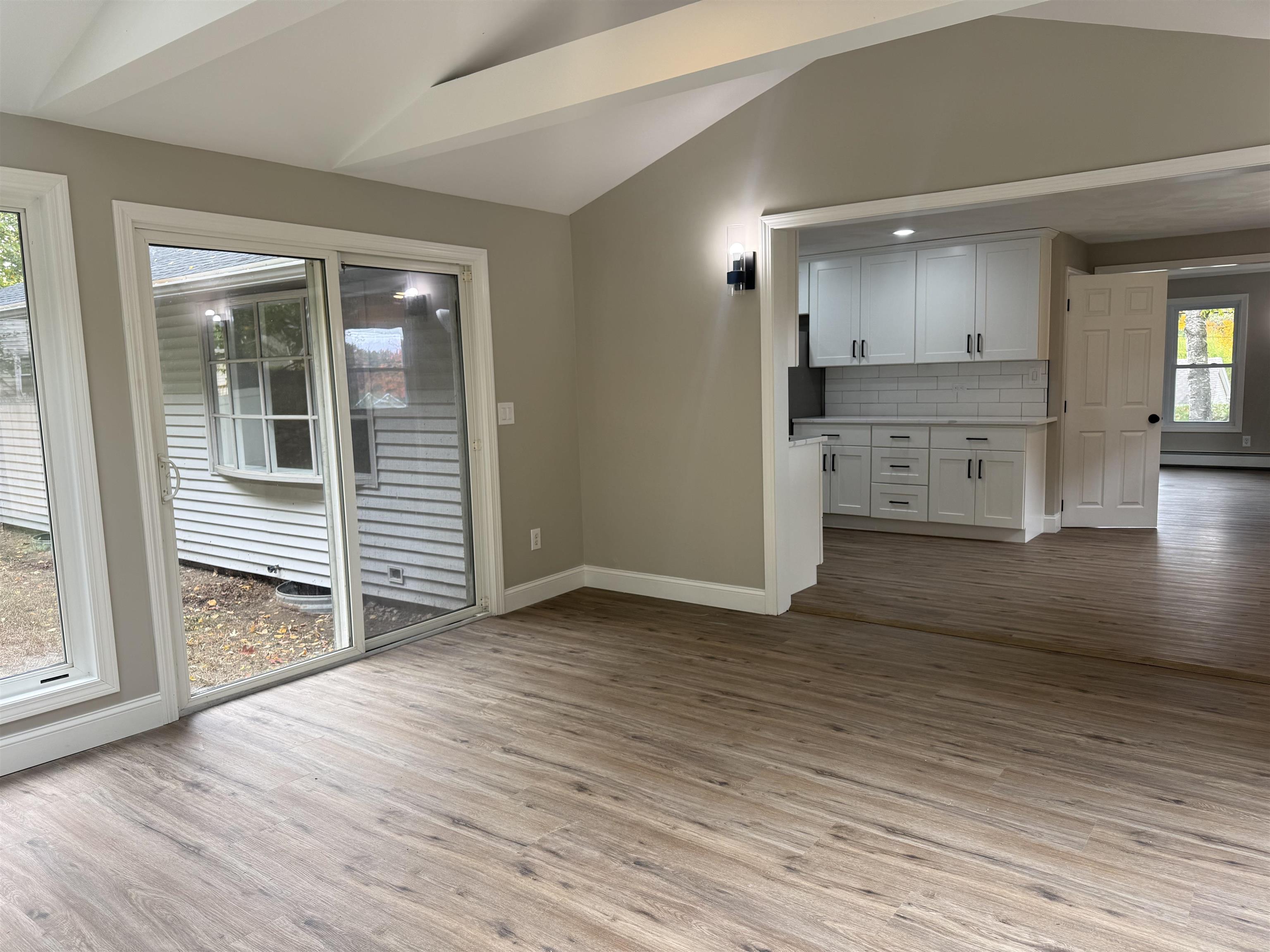 Photo 2 of Single family home for sale at 15 Meade St, Nashua, NH 03064 | MLS# 5114323 | Listing updated on 2026-10-17