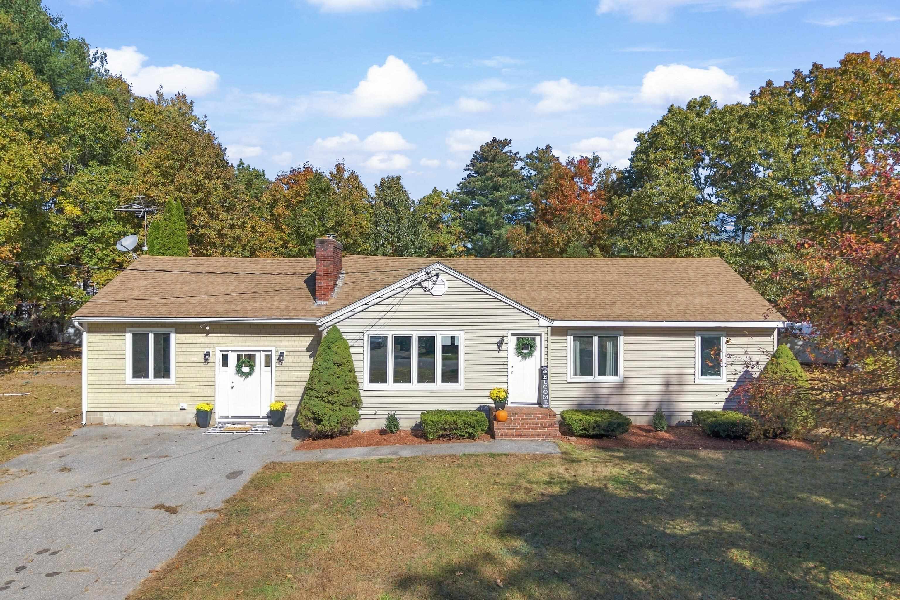 Photo 2 of Single family home for sale at 7 Tokanel Rd, Windham, NH 03087 | MLS# 5114760 | Listing updated on 2026-10-23