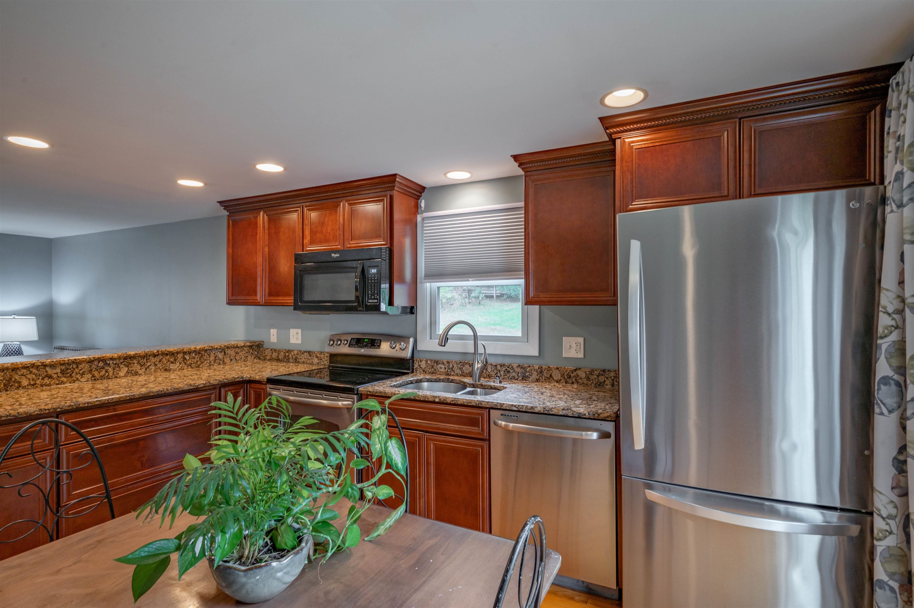 Photo 3 of Single family home for sale at 19 Sanders Rd, Hudson, NH 03051 | MLS# 5114769 | Listing updated on 2026-10-18