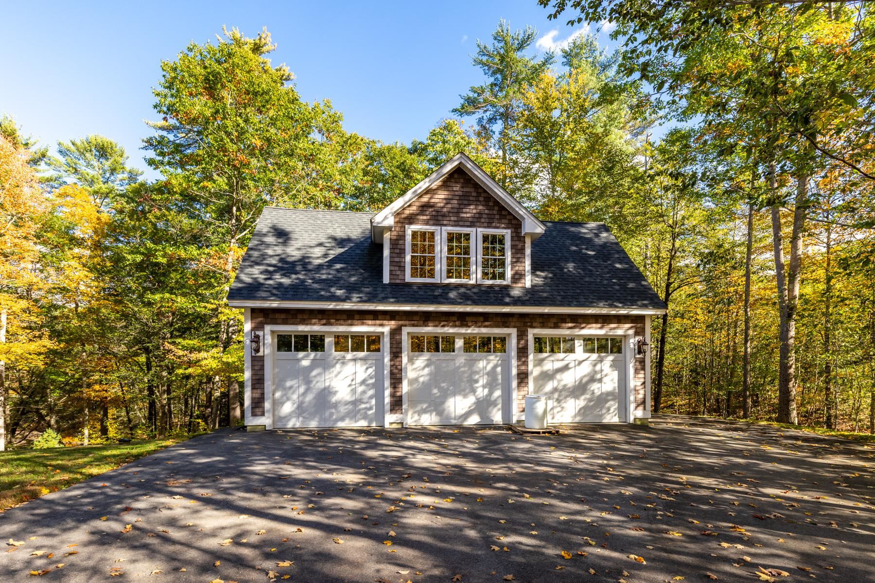 Photo 3 of Single family home for sale at 22 Mills Fls Rd, Barrington, NH 03825 | MLS# 5115045 | Listing updated on 2026-10-21