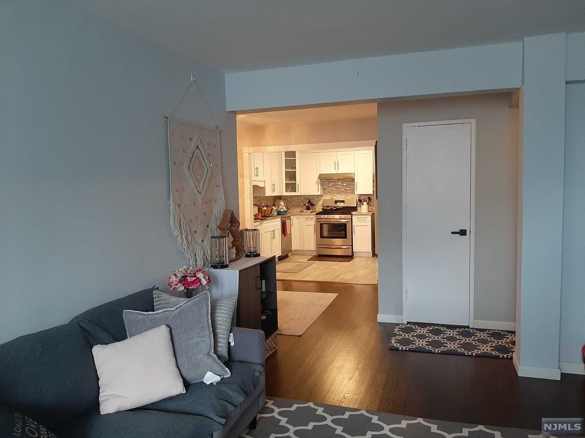 Photo 1 of Condominium at 2160 Center Ave #5I, Fort Lee, NJ 07024 | MLS# 21035218 |  | Sold on 2022-01-28