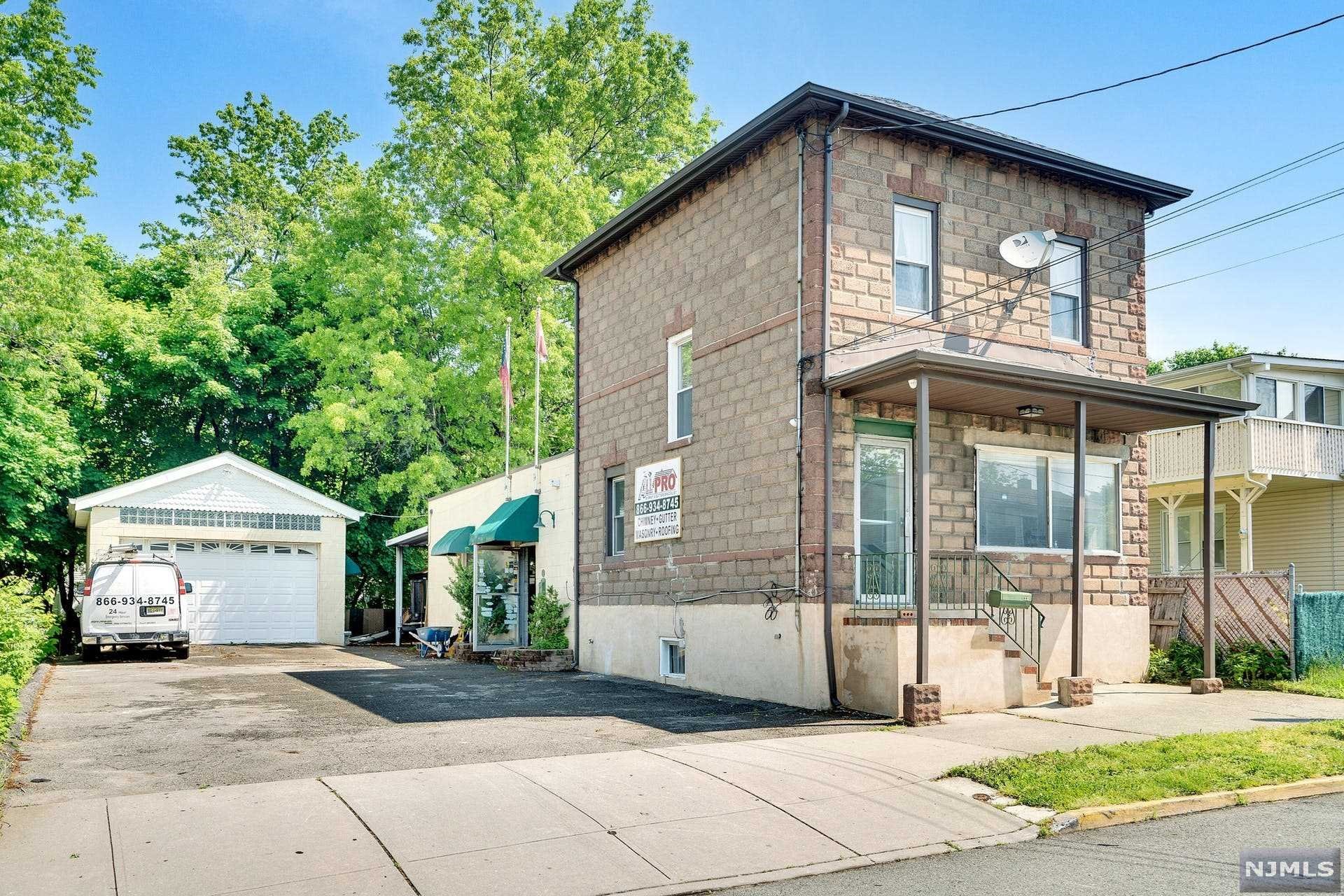 Homes for sale in Elmwood Park, NJ | 33 Chamberlain Ave, Elmwood Park, NJ 07407 | MLS# 22018630