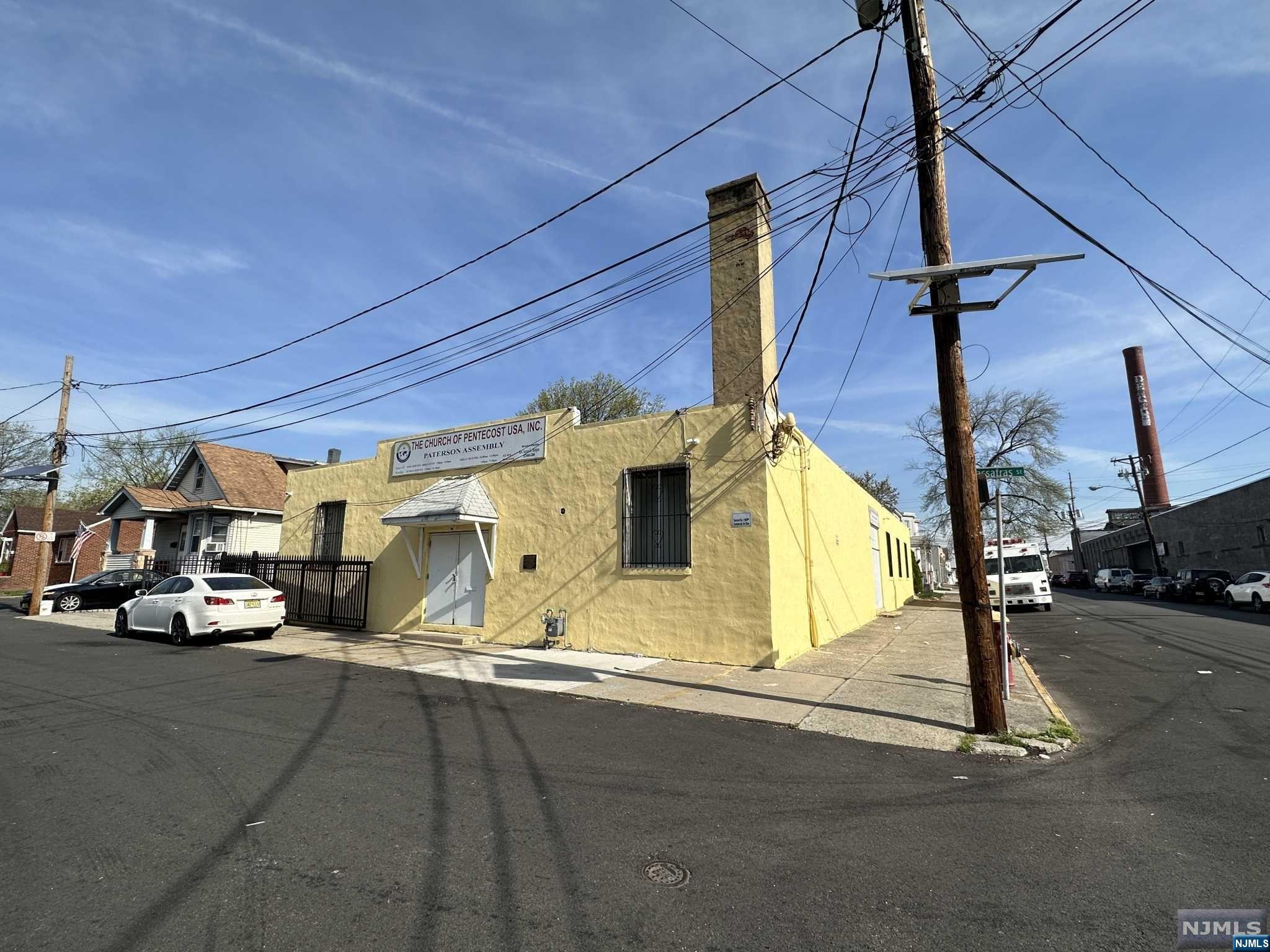 85-89 Sassafras Street — photo 3