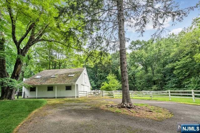 25 Ackerman Road - Photo 4