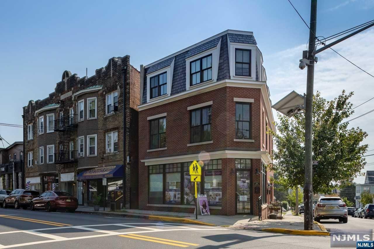 368 Paterson Avenue — photo 11