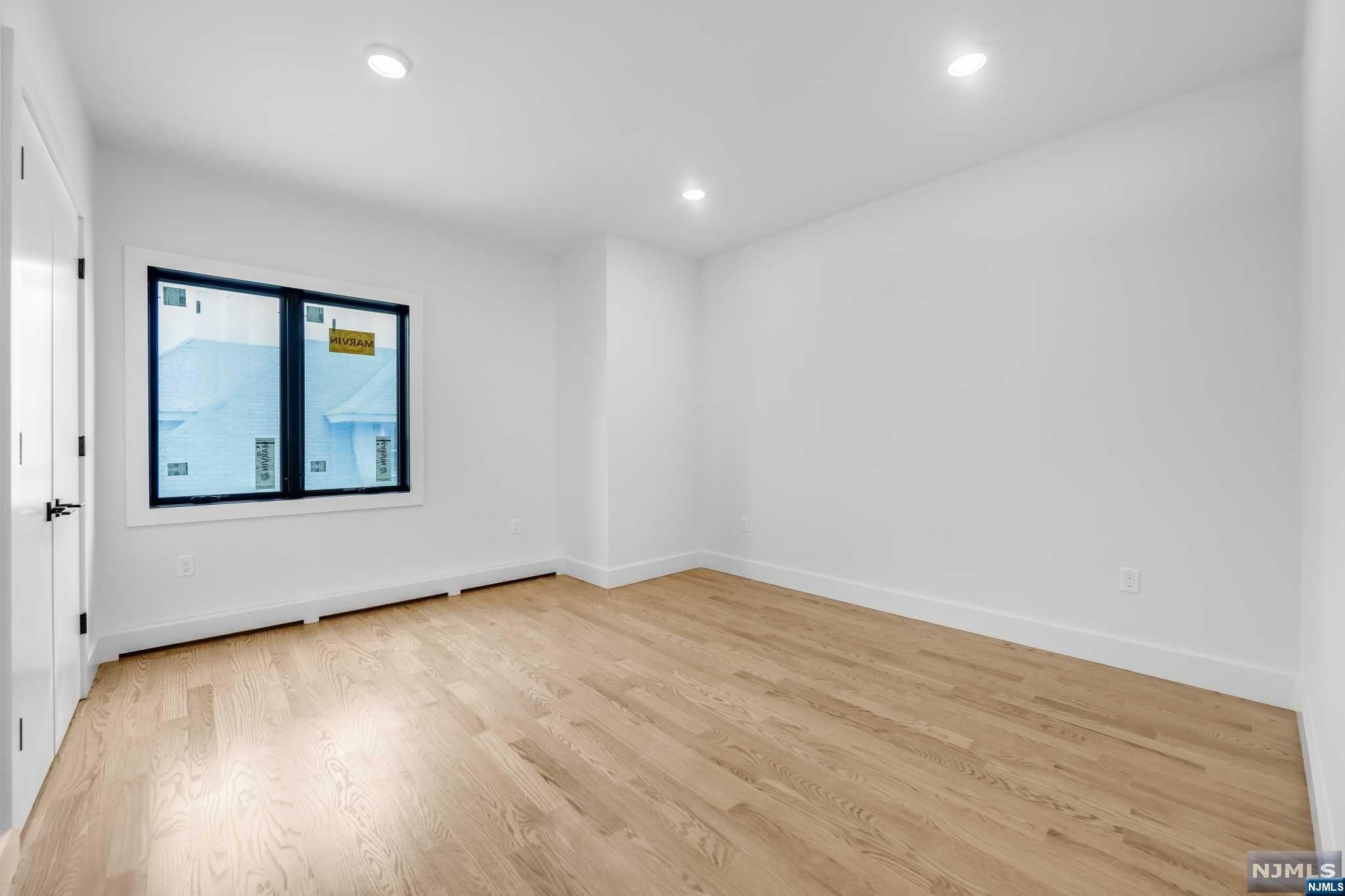 109 Henry Avenue #B — photo 26