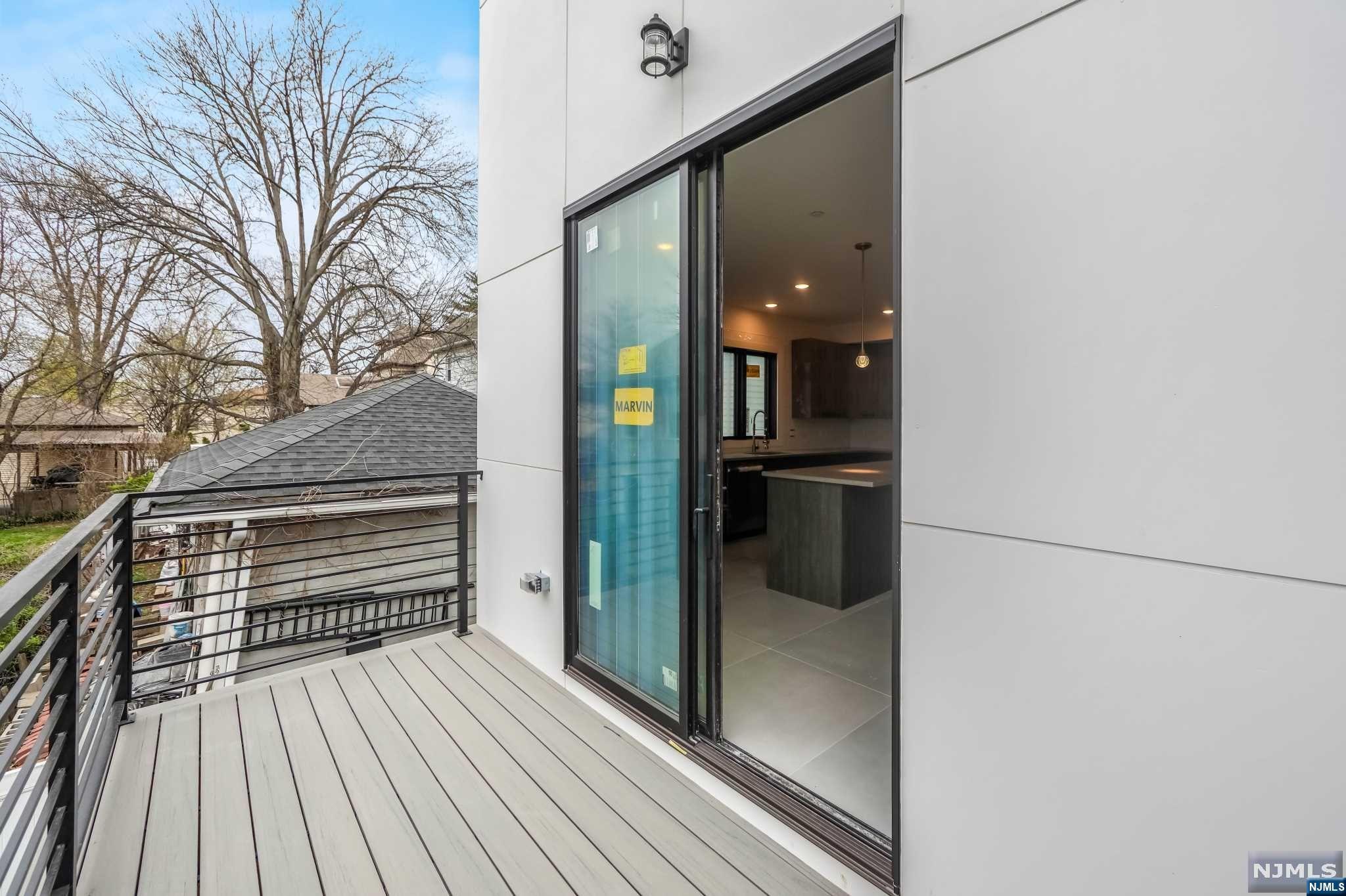 109 Henry Avenue #B — photo 42