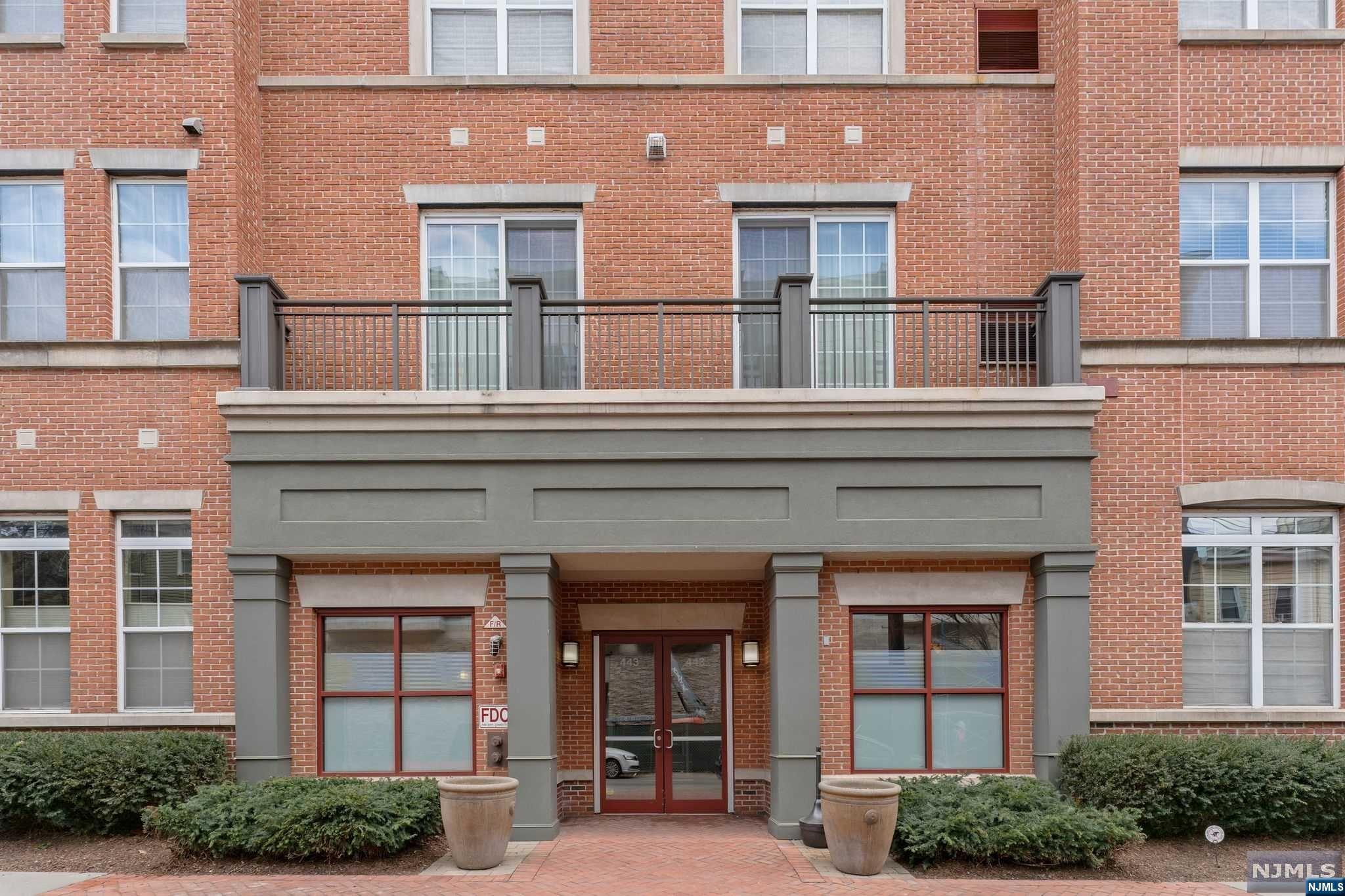 Photo 2 of Condominium at 443 2Nd St #407, Jersey City, NJ 07302 | MLS# 24008431 |  | Sold on 2024-05-24