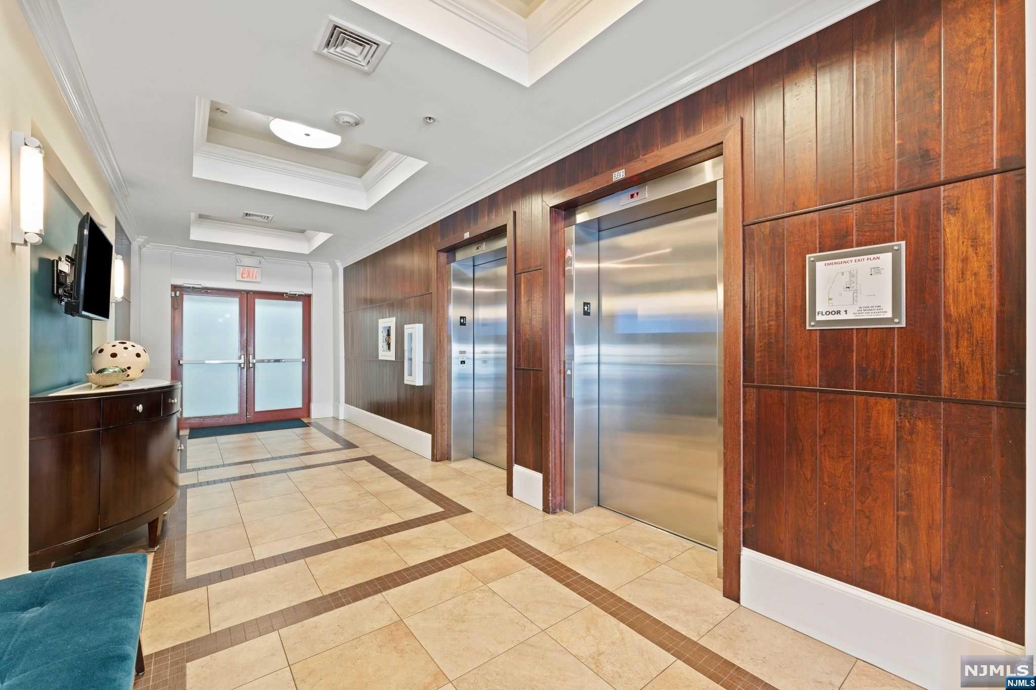 Photo 4 of Condominium at 443 2Nd St #407, Jersey City, NJ 07302 | MLS# 24008431 |  | Sold on 2024-05-24