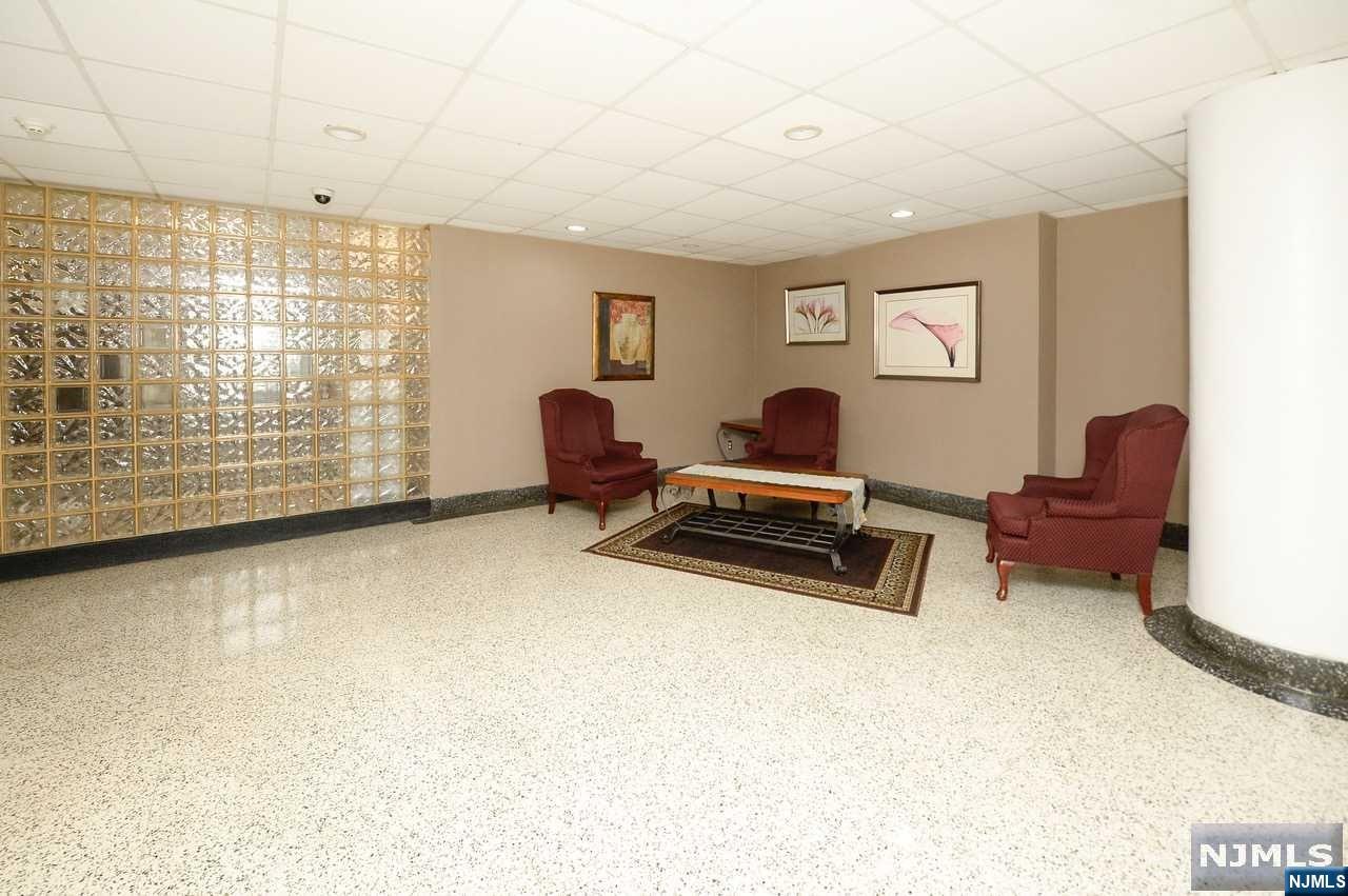 Photo 4 of Condominium at 2160 Center Ave #2F, Fort Lee, NJ 07024 | MLS# 24017412 |  | Sold on 2024-07-24