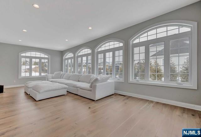 15 Roxbury Road — photo 12