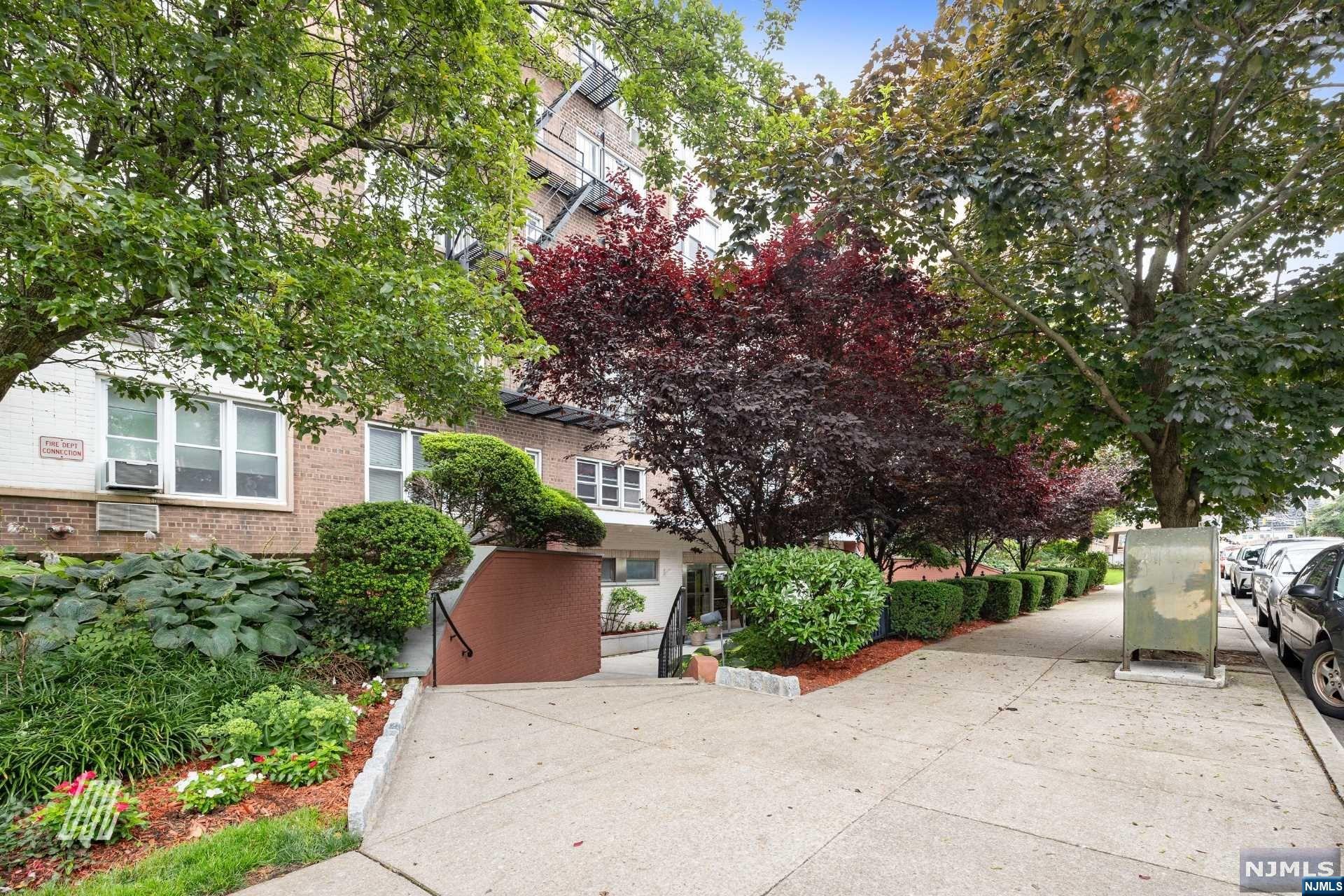 Photo 1 of Condominium at 2160 Center Ave #1F, Fort Lee, NJ 07024 | MLS# 24024232 |  | Sold on 2024-09-30