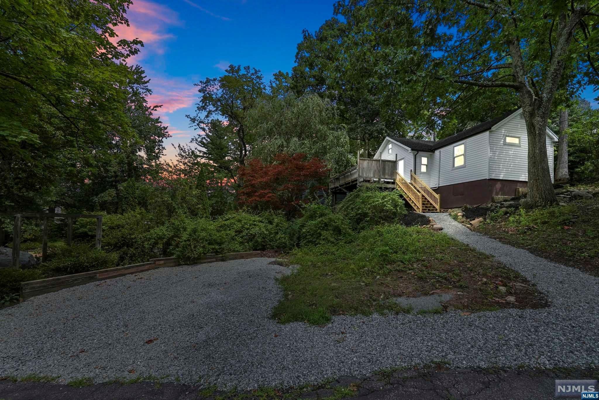 3rd image of 74 Leather Stocking Path, Lincoln Park, NJ 07035 | MLS# 24025313