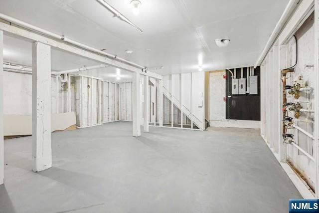 315 Centre Avenue — photo 12