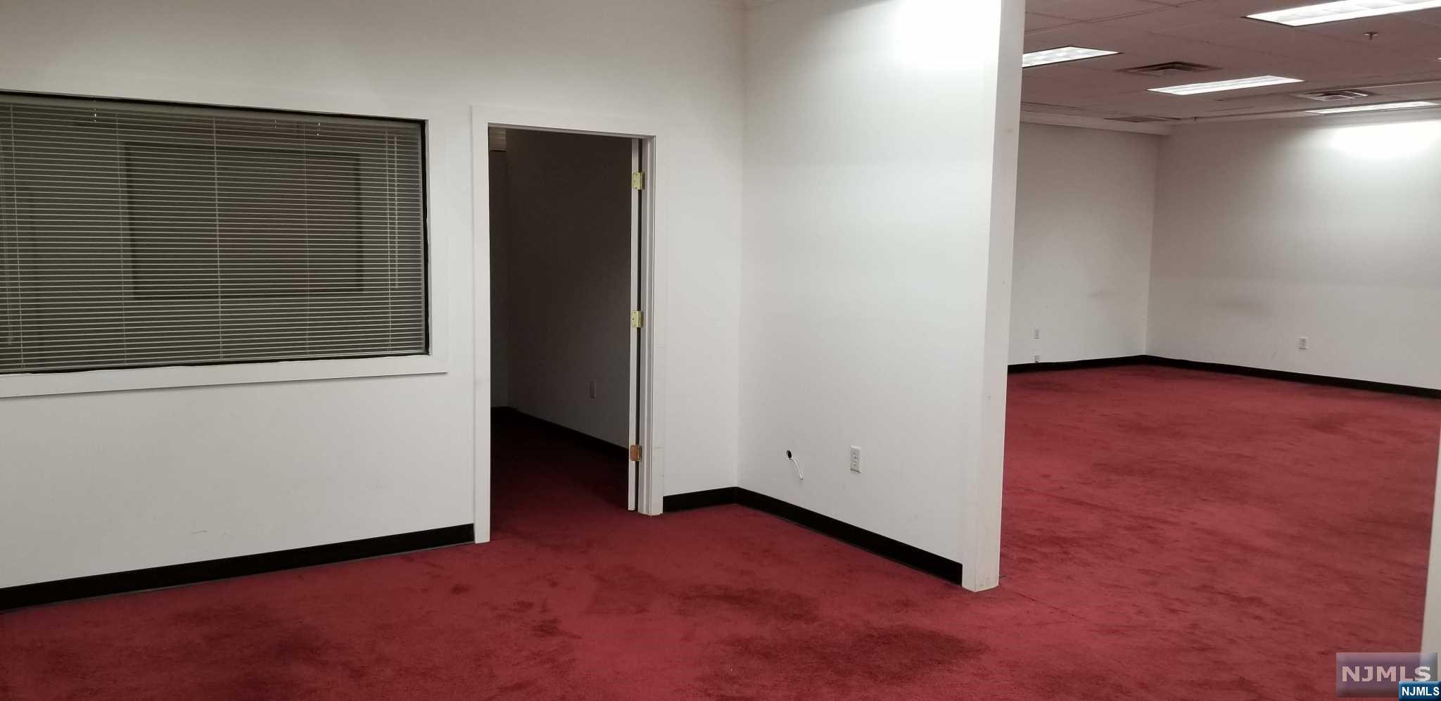 21 Grand Avenue S - Photo 4