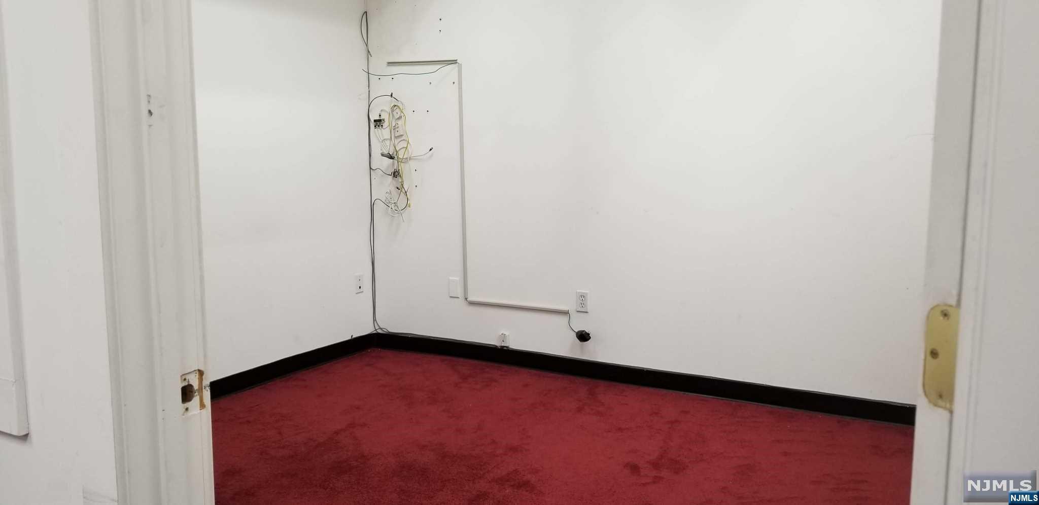 21 Grand Avenue S - Photo 5