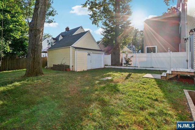118 Sunset Ln, Tenafly, NJ 07670